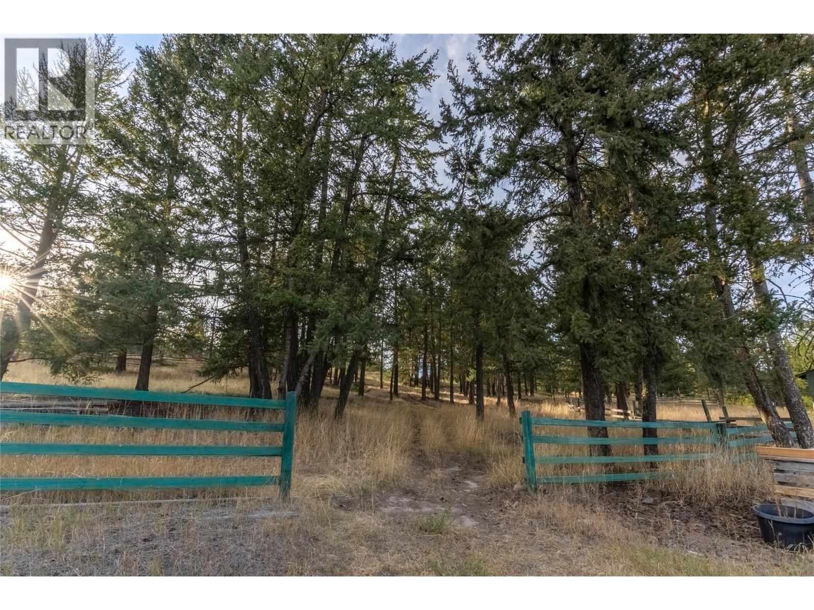 75 Big Bar Road, Clinton, British Columbia  V0K 1K0 - Photo 54 - 10367236