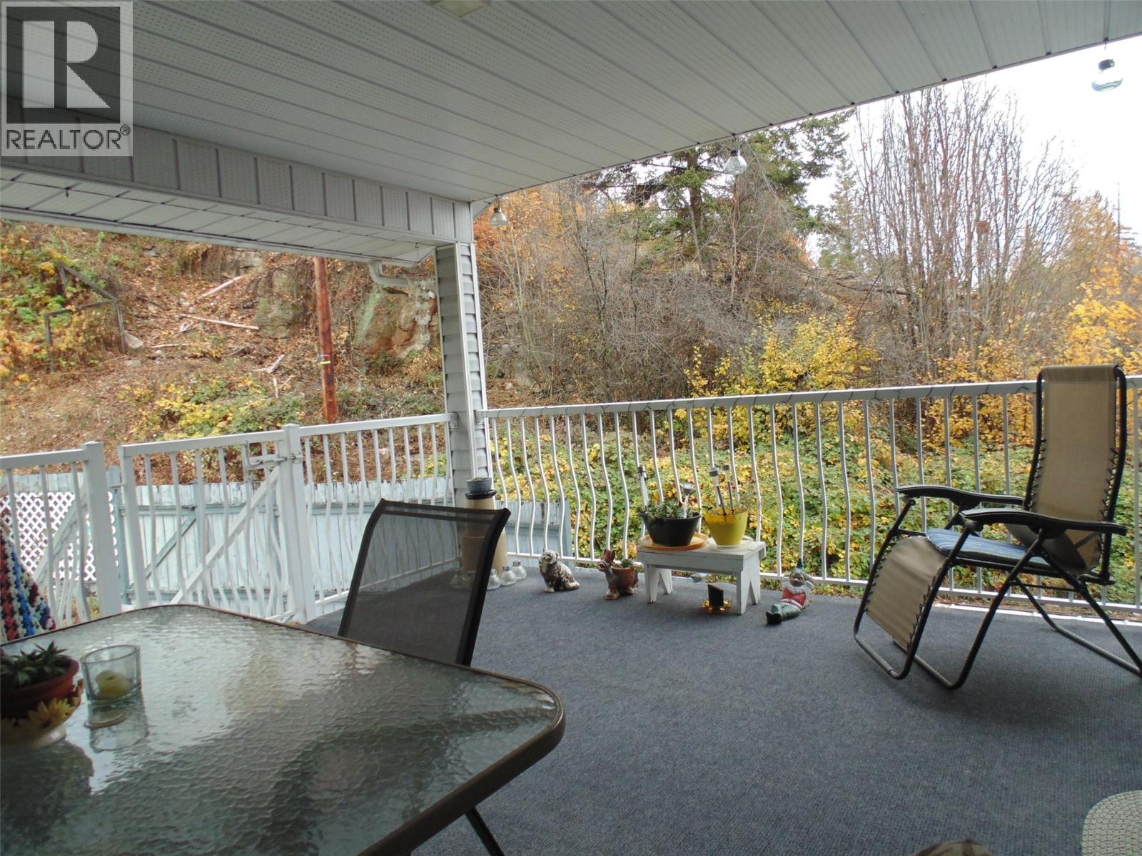 3304 8th Avenue, Castlegar, British Columbia  V1N 2Y4 - Photo 19 - 10367024