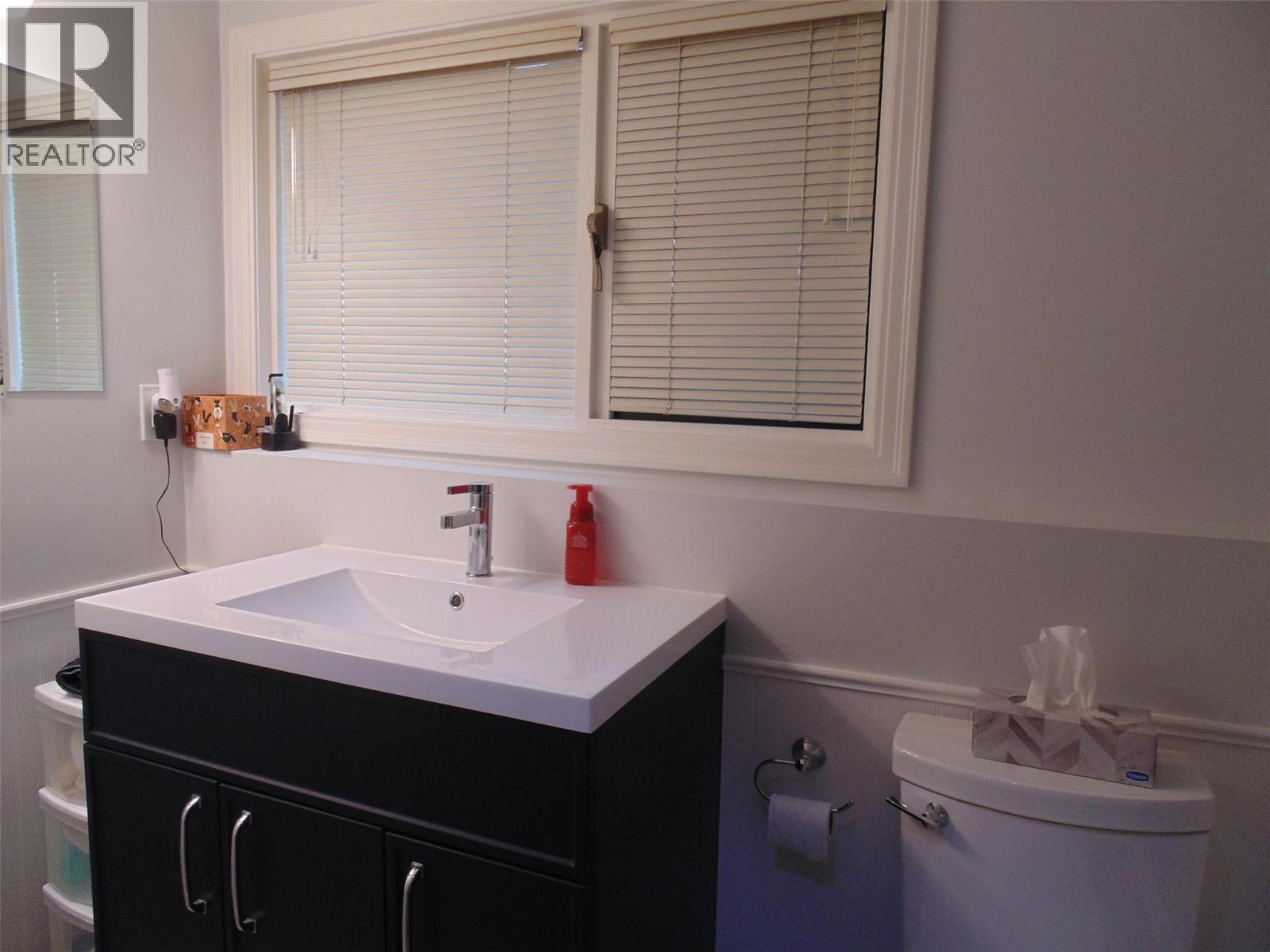 3304 8th Avenue, Castlegar, British Columbia  V1N 2Y4 - Photo 30 - 10367024