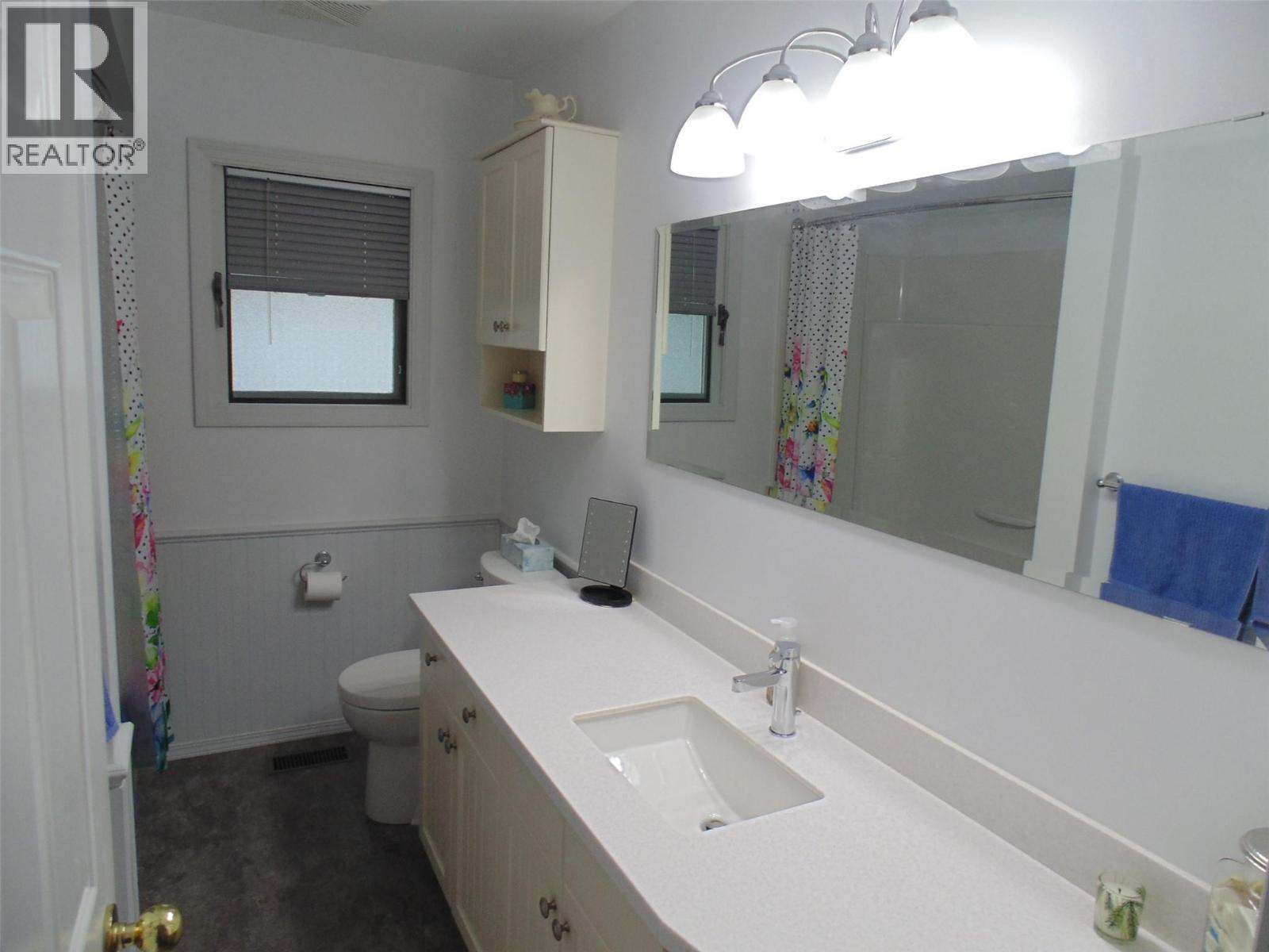 3304 8th Avenue, Castlegar, British Columbia  V1N 2Y4 - Photo 32 - 10367024