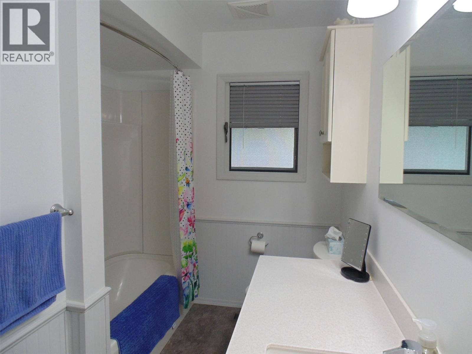 3304 8th Avenue, Castlegar, British Columbia  V1N 2Y4 - Photo 33 - 10367024