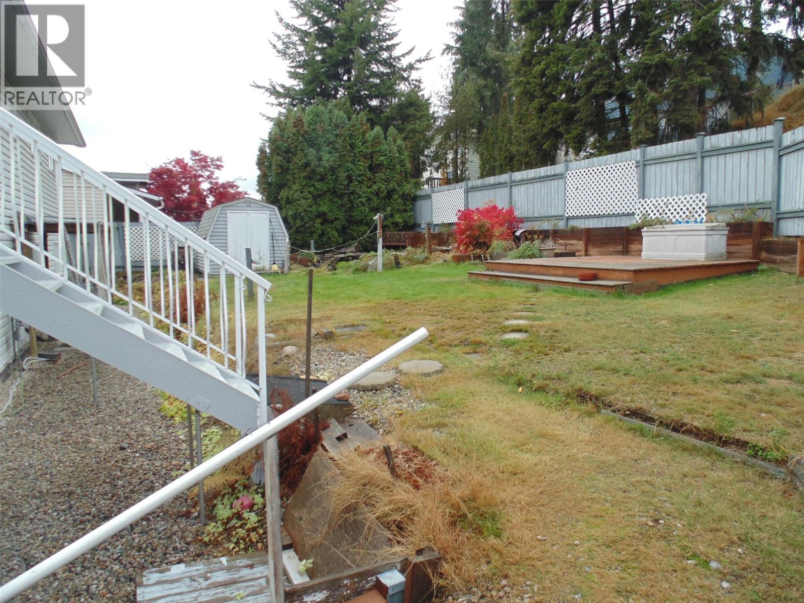 3304 8th Avenue, Castlegar, British Columbia  V1N 2Y4 - Photo 43 - 10367024