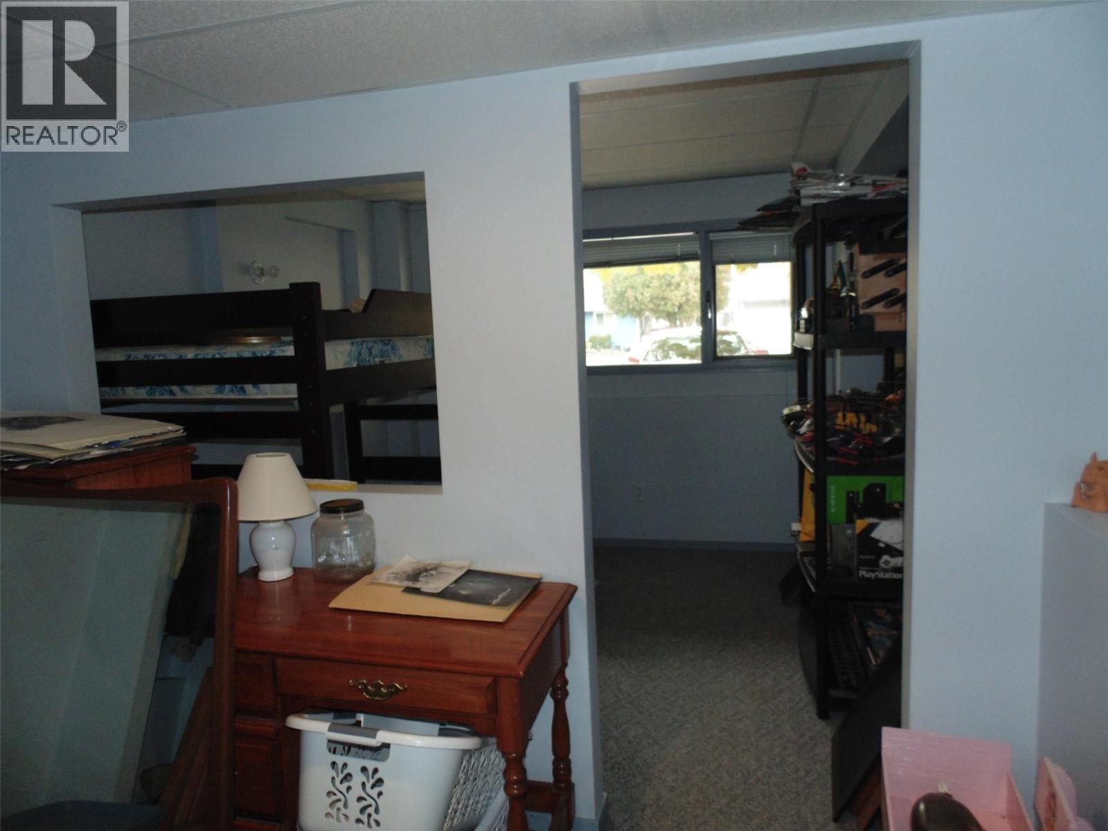 3304 8th Avenue, Castlegar, British Columbia  V1N 2Y4 - Photo 54 - 10367024