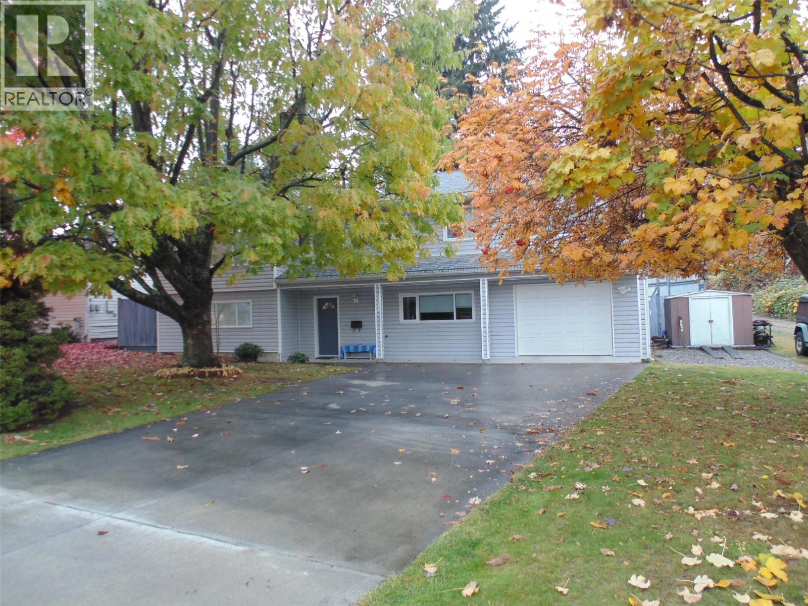 3304 8th Avenue, Castlegar, British Columbia  V1N 2Y4 - Photo 6 - 10367024