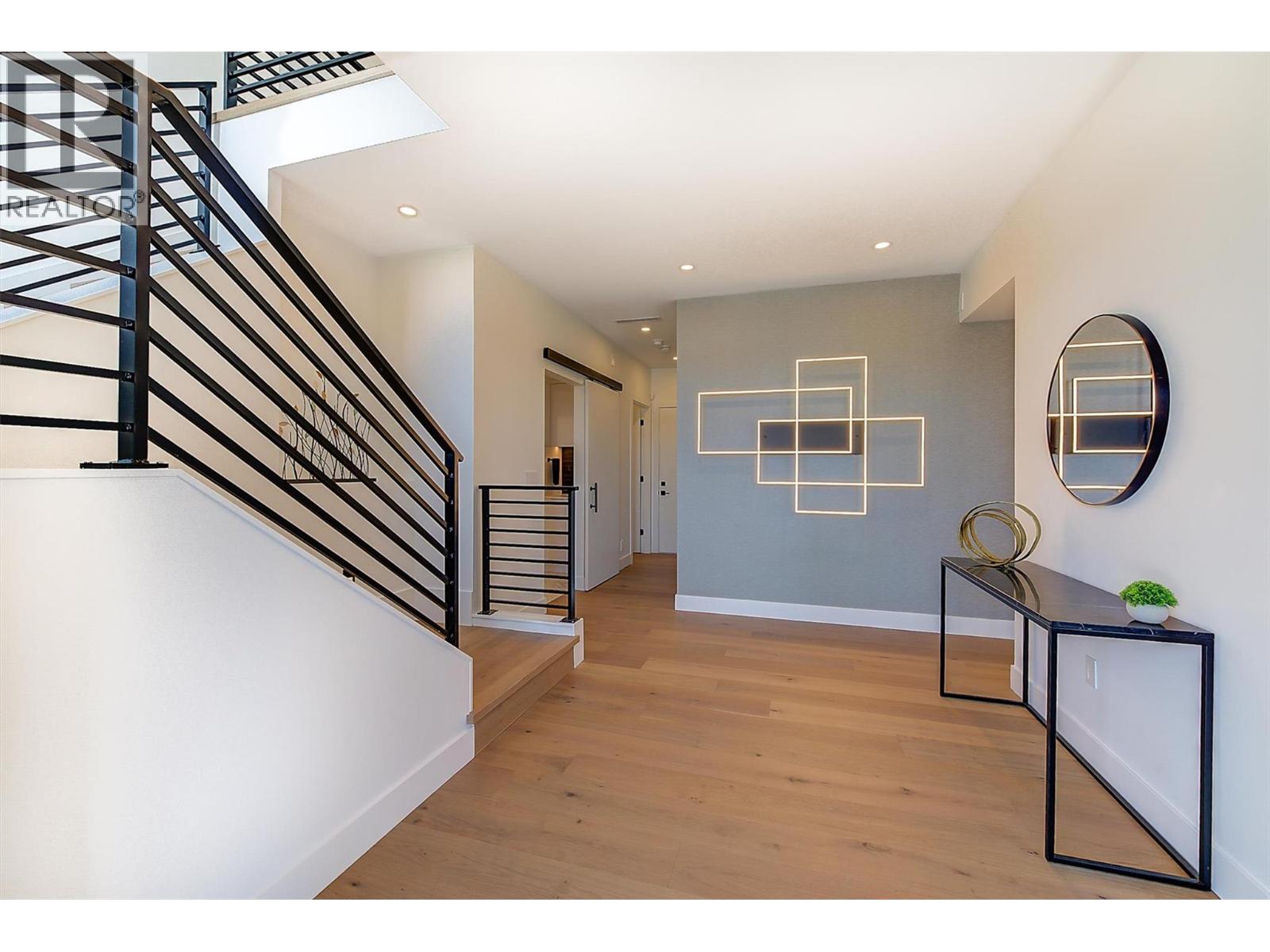 3342 Vineyard View Drive, West Kelowna, British Columbia  V4T 3B4 - Photo 3 - 10367319