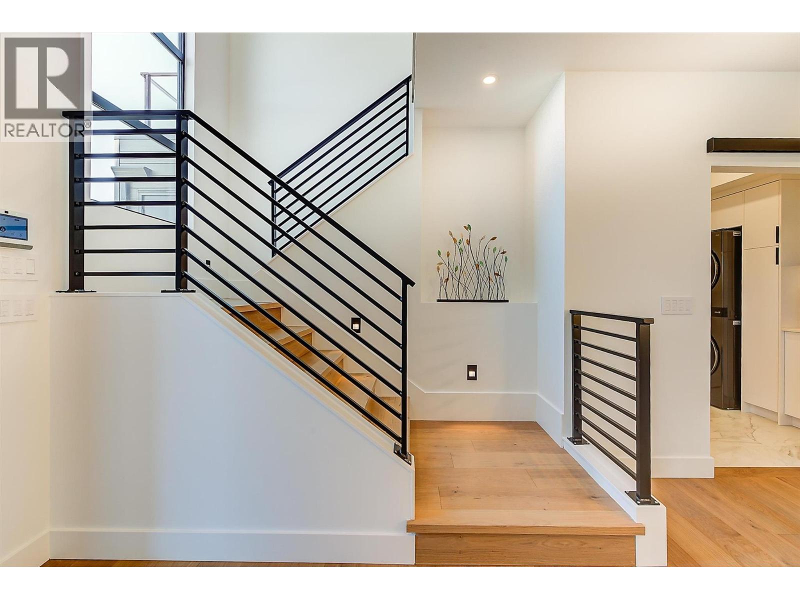 3342 Vineyard View Drive, West Kelowna, British Columbia  V4T 3B4 - Photo 5 - 10367319