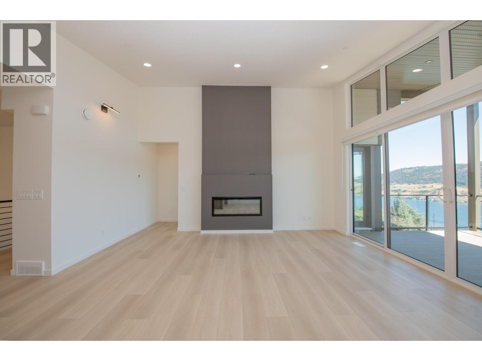 8820 Oxford Road, Vernon, British Columbia  V1H 2K8 - Photo 19 - 10367313