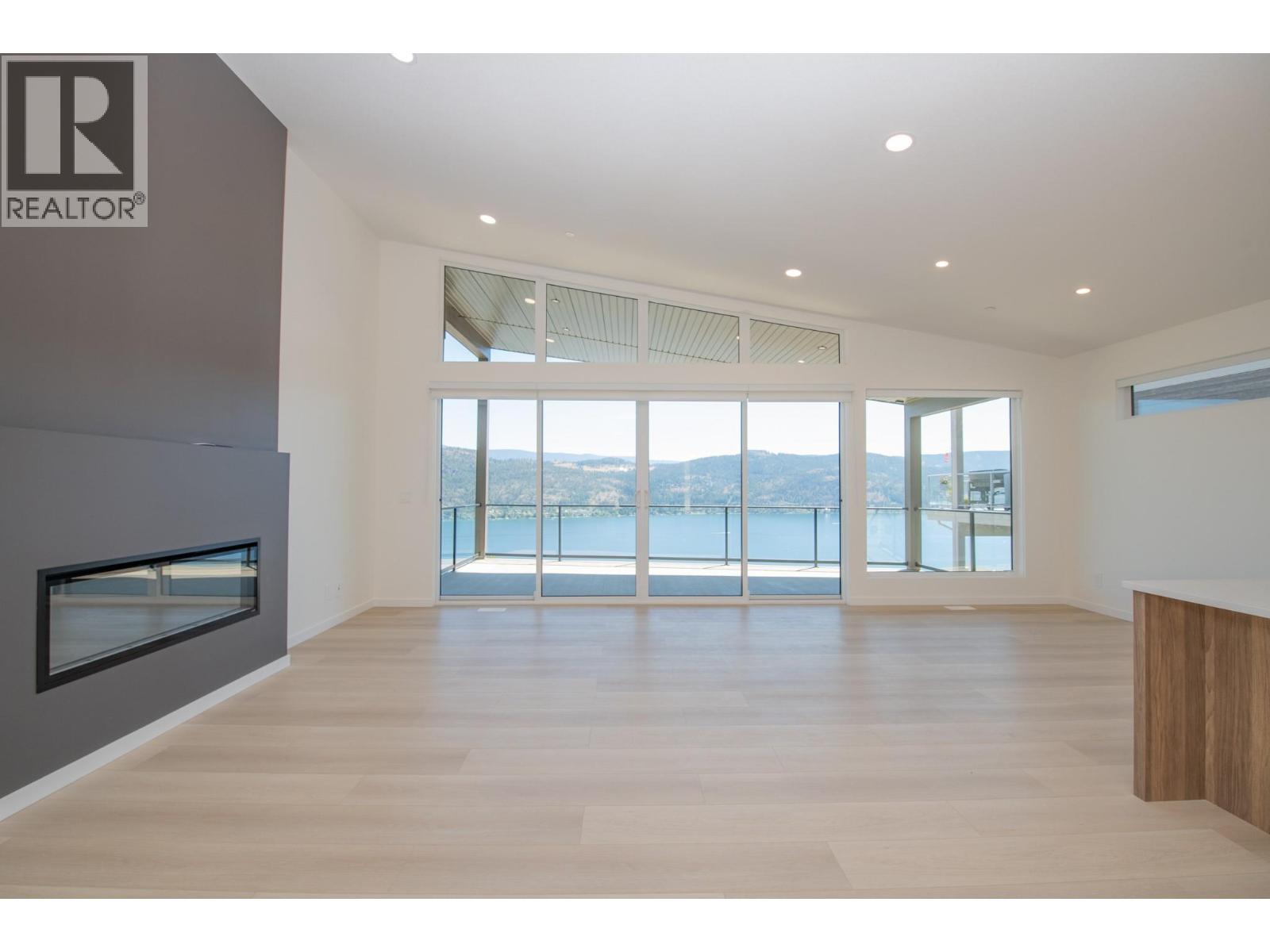 8820 Oxford Road, Vernon, British Columbia  V1H 2K8 - Photo 24 - 10367313