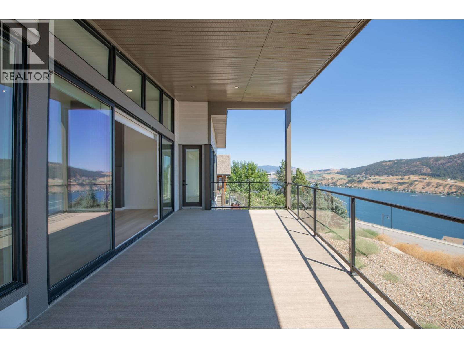 8820 Oxford Road, Vernon, British Columbia  V1H 2K8 - Photo 32 - 10367313