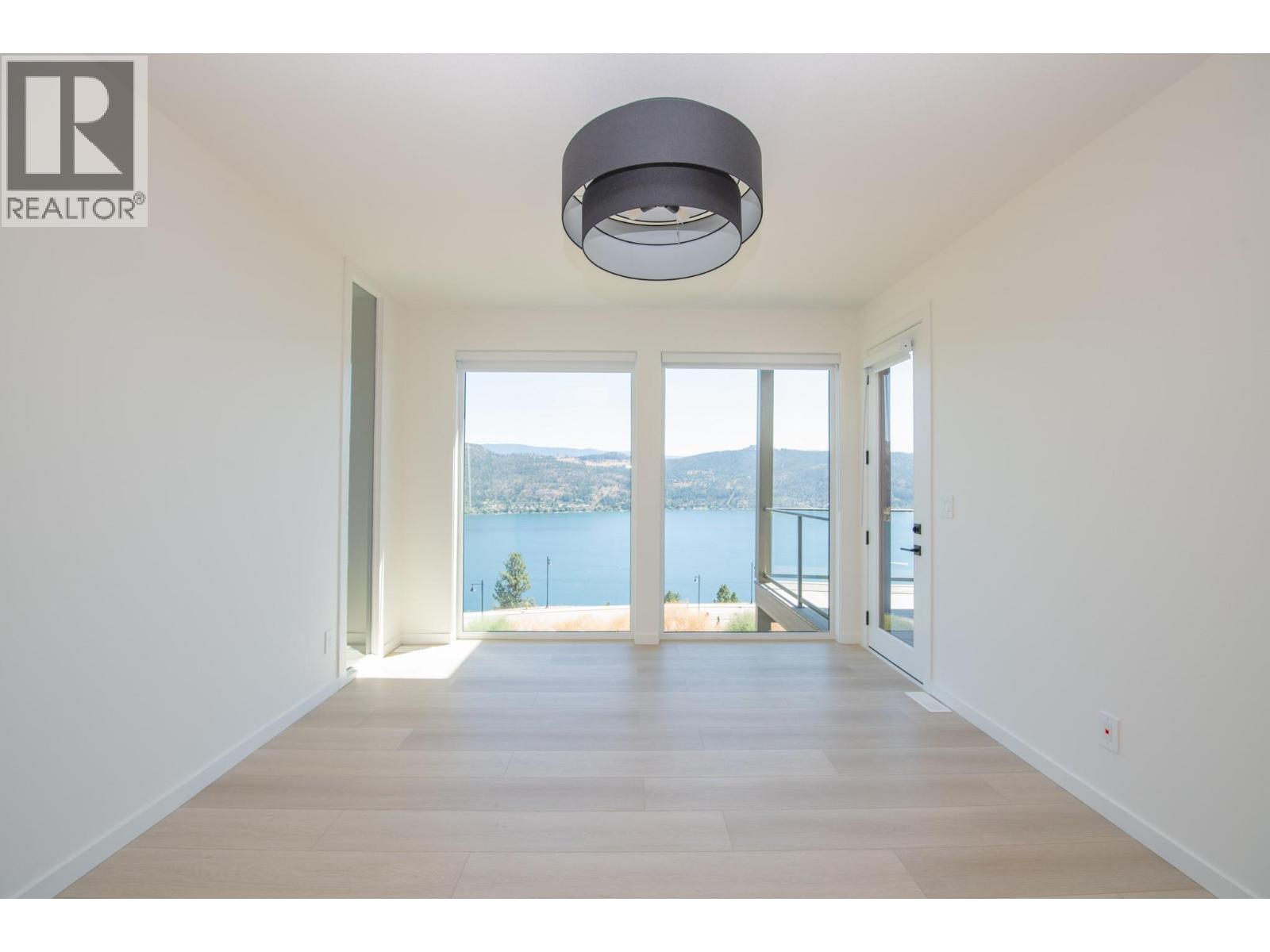 8820 Oxford Road, Vernon, British Columbia  V1H 2K8 - Photo 38 - 10367313