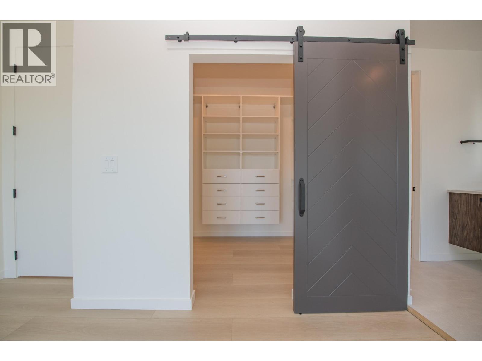 8820 Oxford Road, Vernon, British Columbia  V1H 2K8 - Photo 43 - 10367313