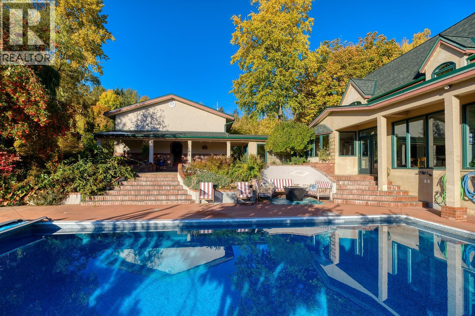 2302 Happy Valley Road, Rossland, British Columbia  V0G 1Y0 - Photo 8 - 10366069