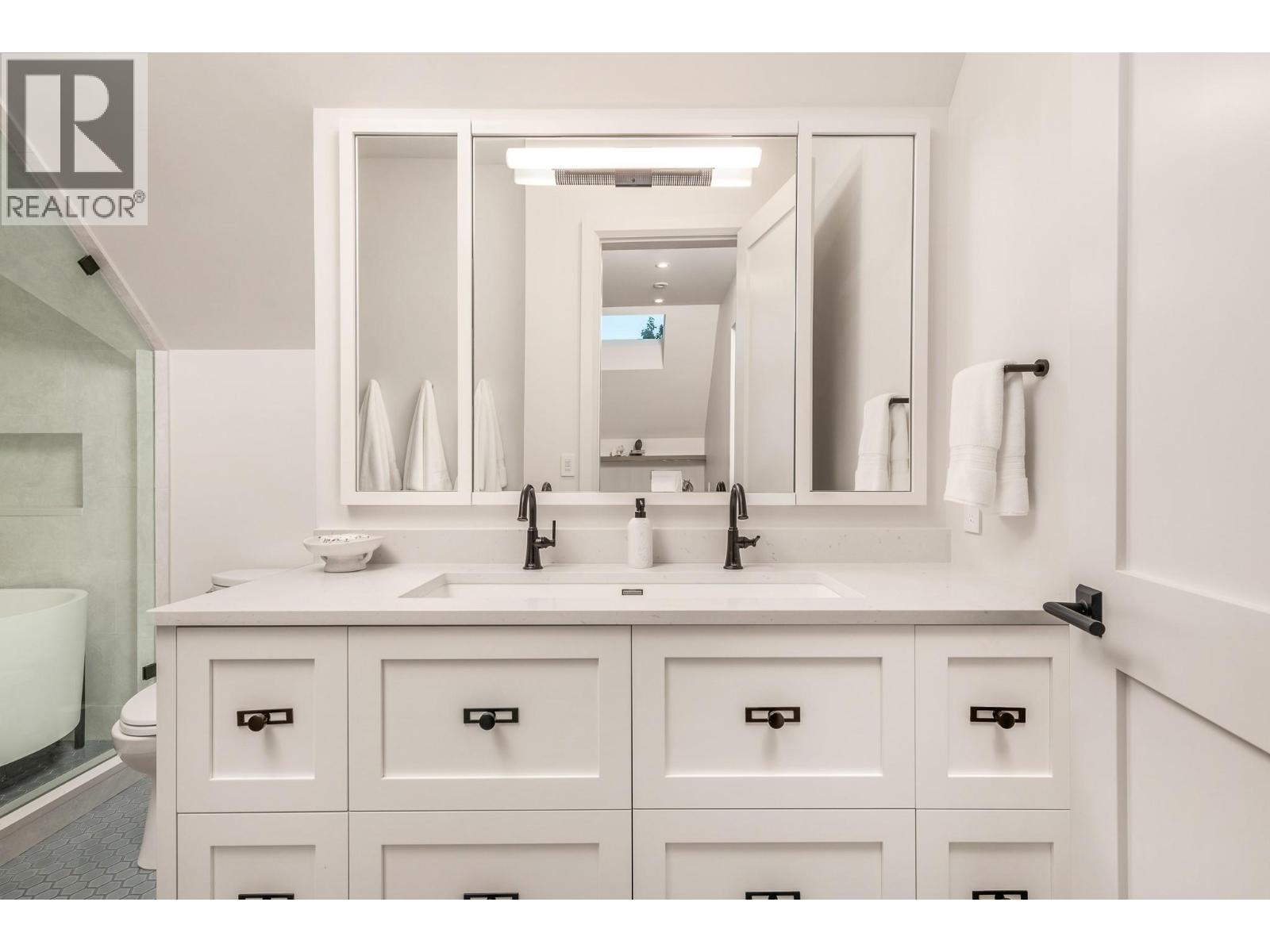 80 Kestrel Place Unit# 8, Vernon, British Columbia  V1H 1T6 - Photo 18 - 10367068