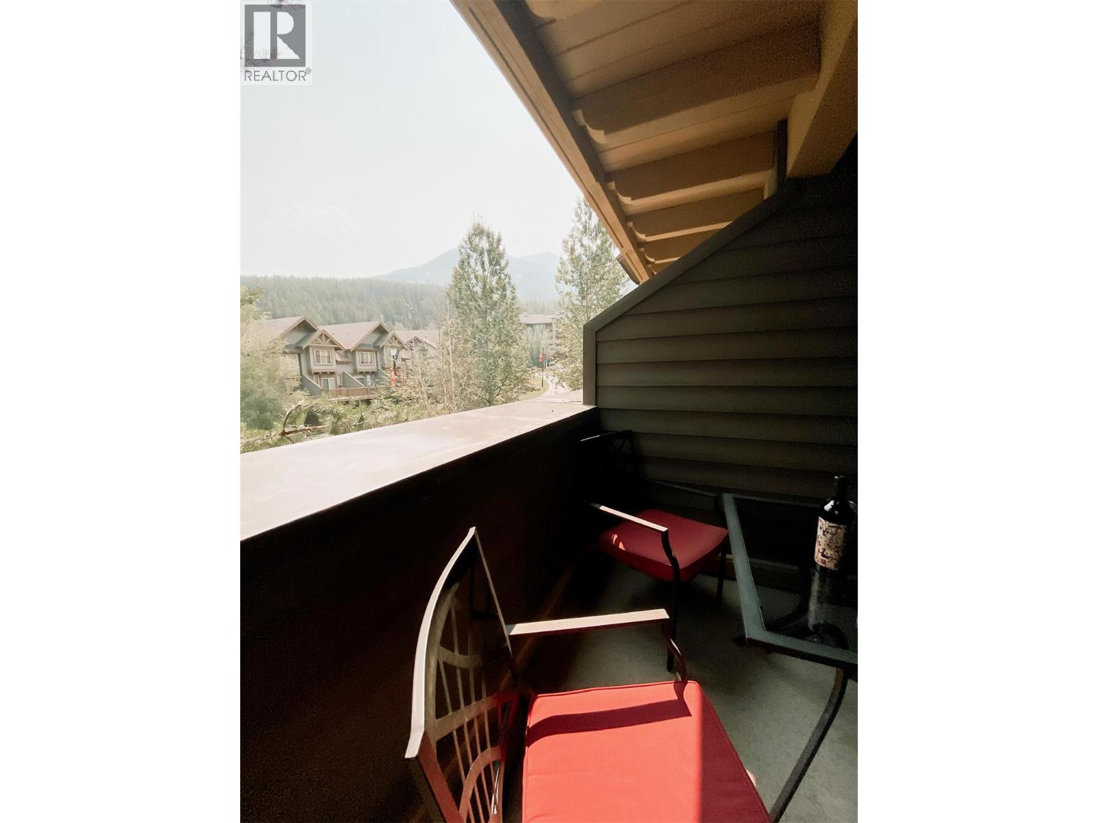 2070 Summit Drive Drive Unit# 306, Panorama, British Columbia  V0A 1T0 - Photo 23 - 10366614