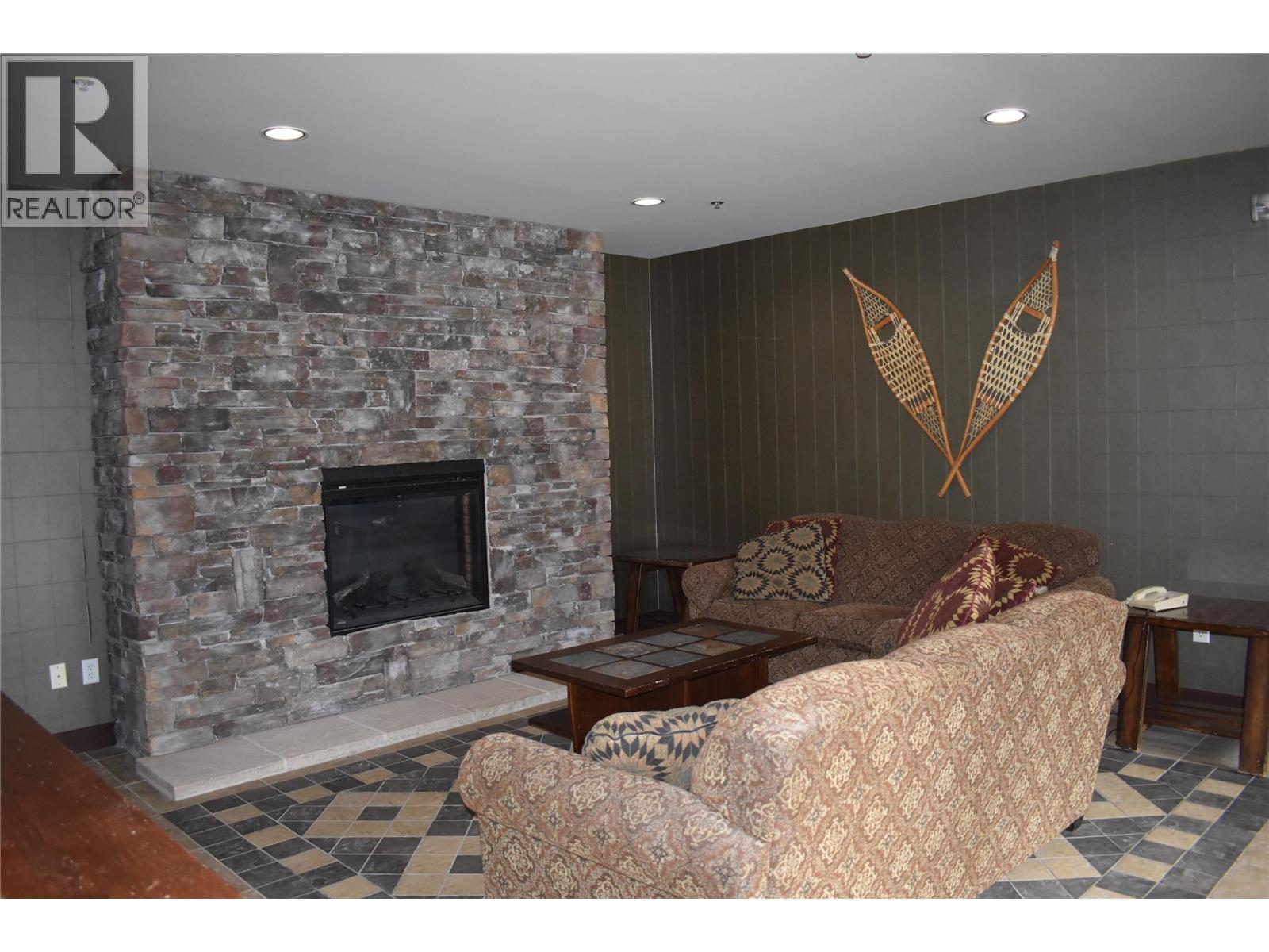 2070 Summit Drive Drive Unit# 306, Panorama, British Columbia  V0A 1T0 - Photo 26 - 10366614