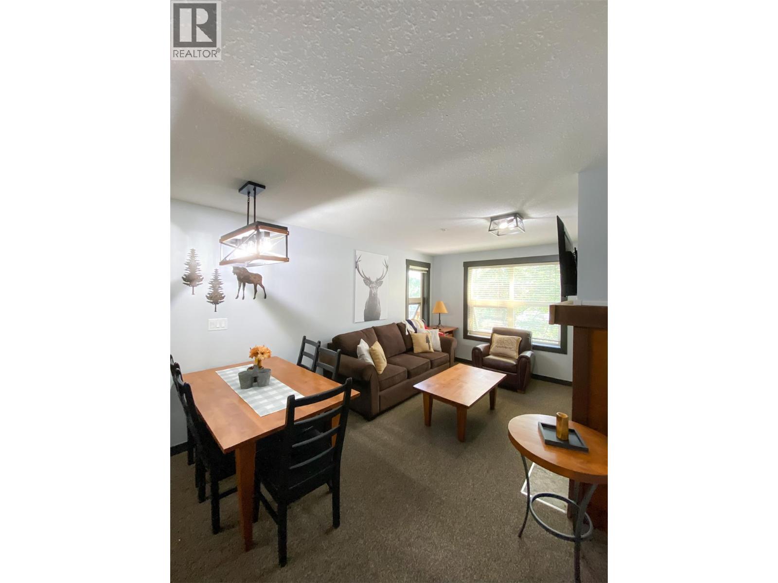 2070 Summit Drive Drive Unit# 306, Panorama, British Columbia  V0A 1T0 - Photo 4 - 10366614