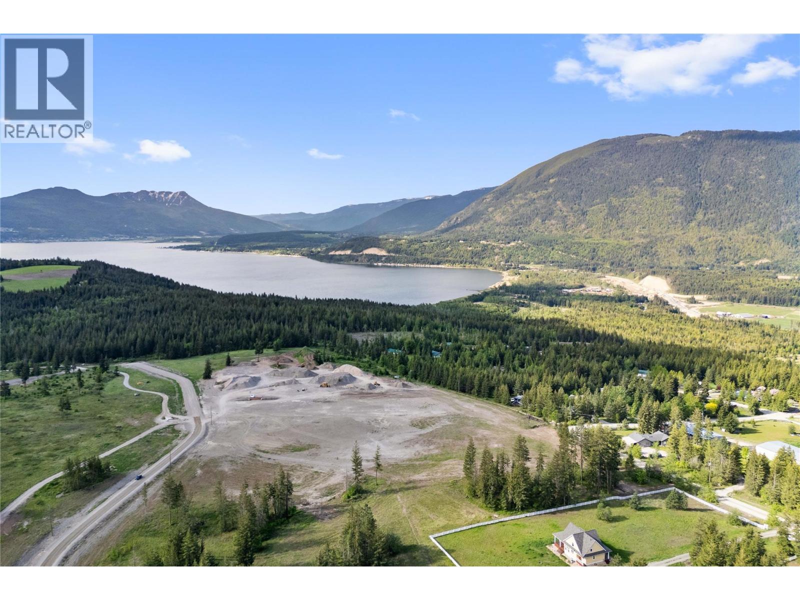 3682 Ford Road, Tappen, British Columbia  V0E 2X2 - Photo 8 - 10367144