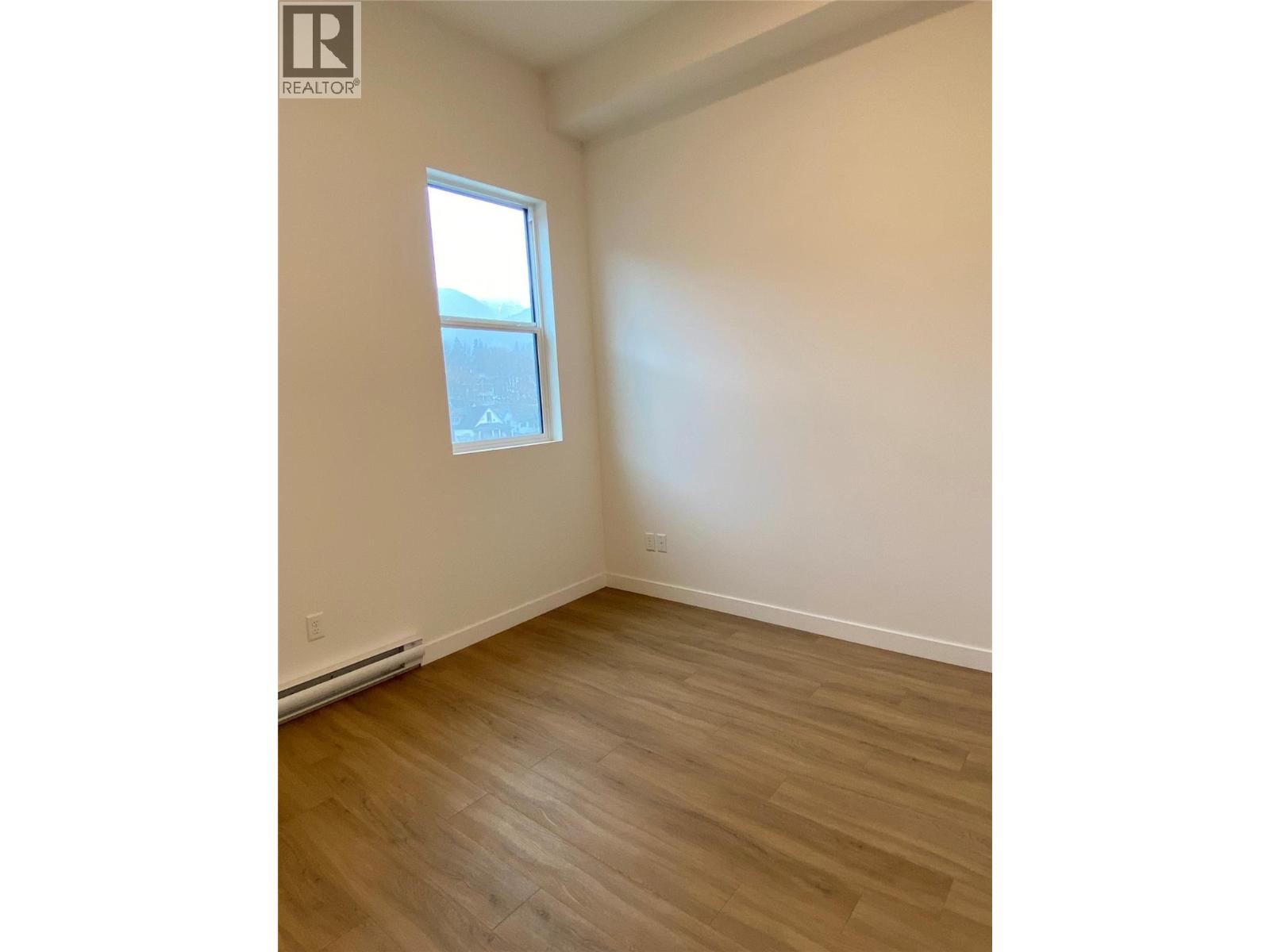 514 Victoria Street Unit# 506, Nelson, British Columbia  V1L 4K8 - Photo 11 - 10367370