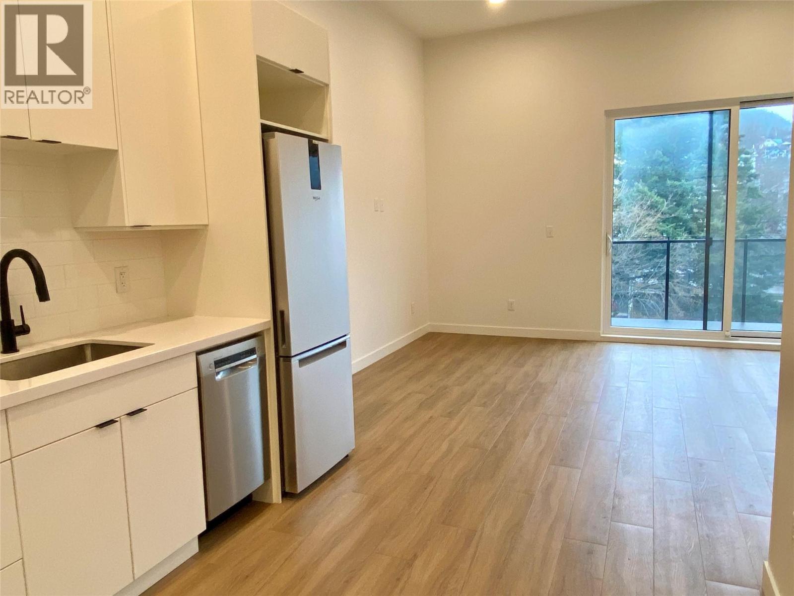 514 Victoria Street Unit# 506, Nelson, British Columbia  V1L 4K8 - Photo 3 - 10367370