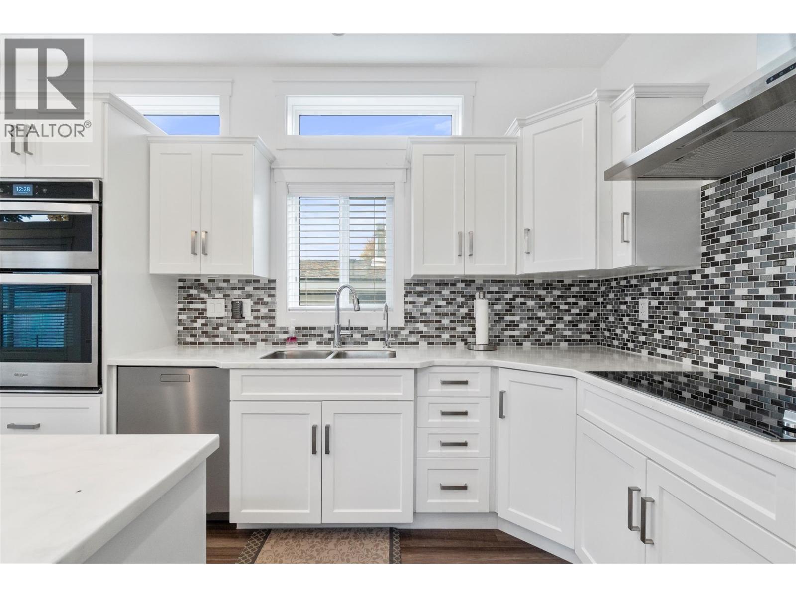 5368 Pierres Point Road Nw, Salmon Arm, British Columbia  V1E 4M2 - Photo 26 - 10367350