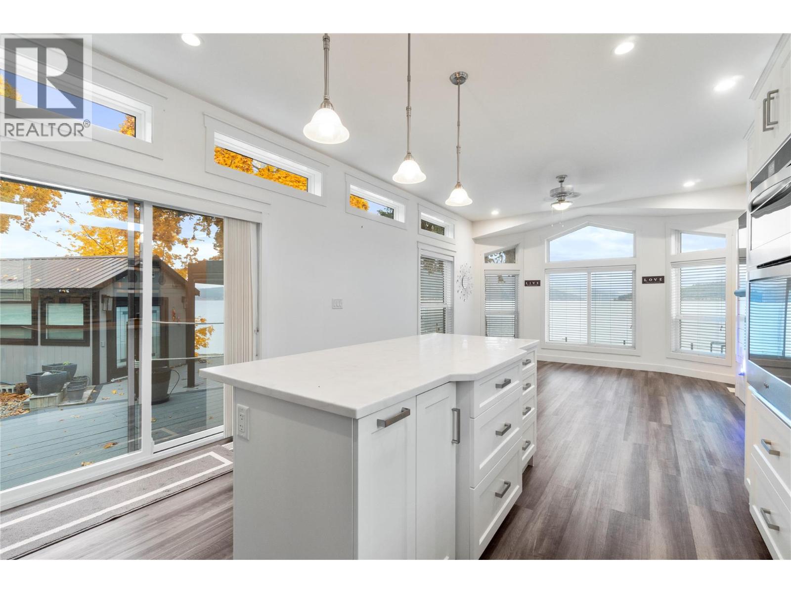 5368 Pierres Point Road Nw, Salmon Arm, British Columbia  V1E 4M2 - Photo 27 - 10367350