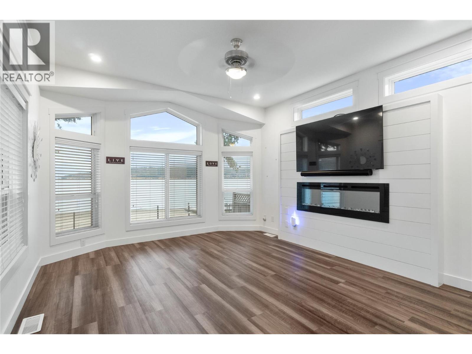 5368 Pierres Point Road Nw, Salmon Arm, British Columbia  V1E 4M2 - Photo 29 - 10367350