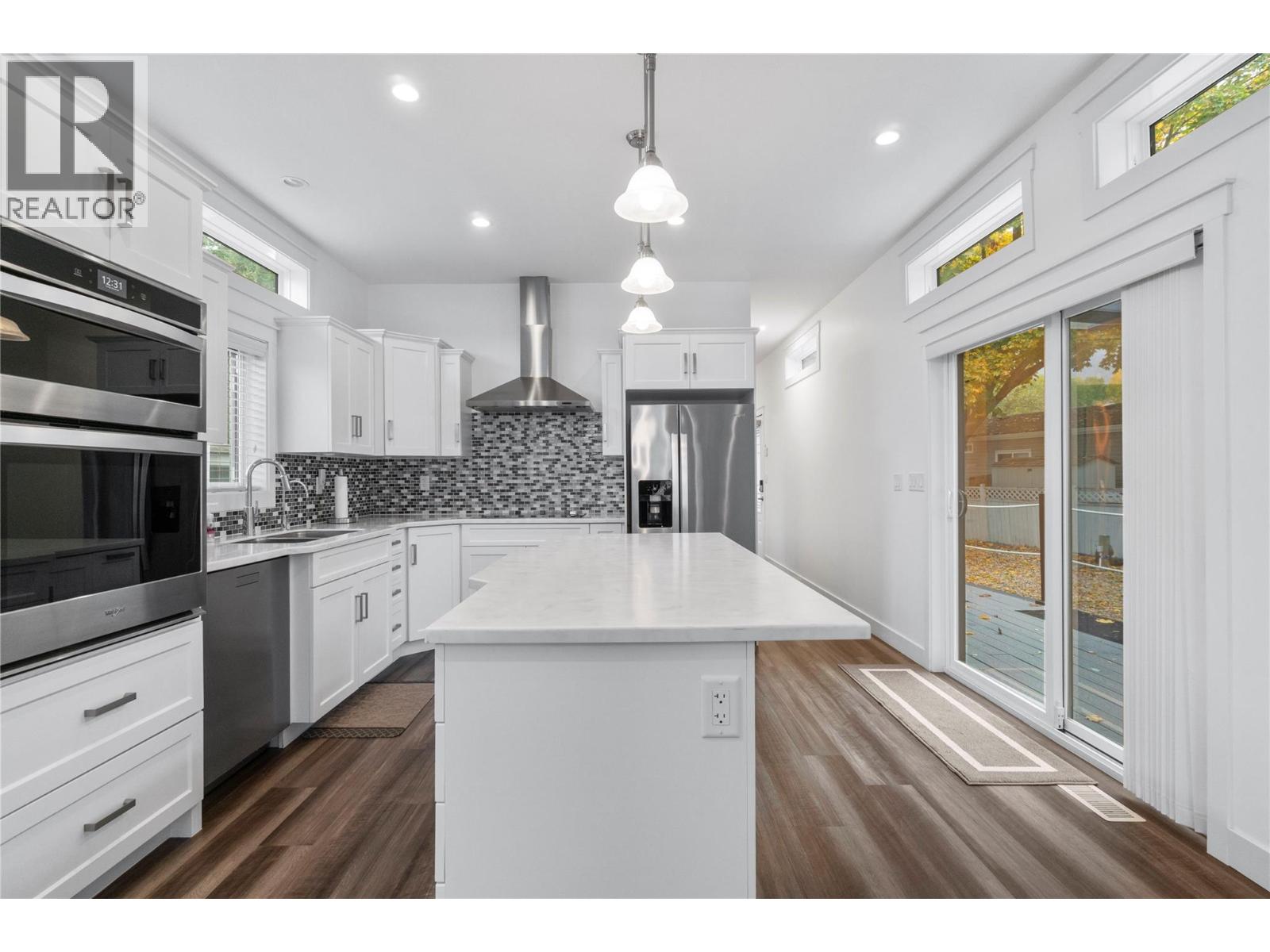 5368 Pierres Point Road Nw, Salmon Arm, British Columbia  V1E 4M2 - Photo 33 - 10367350