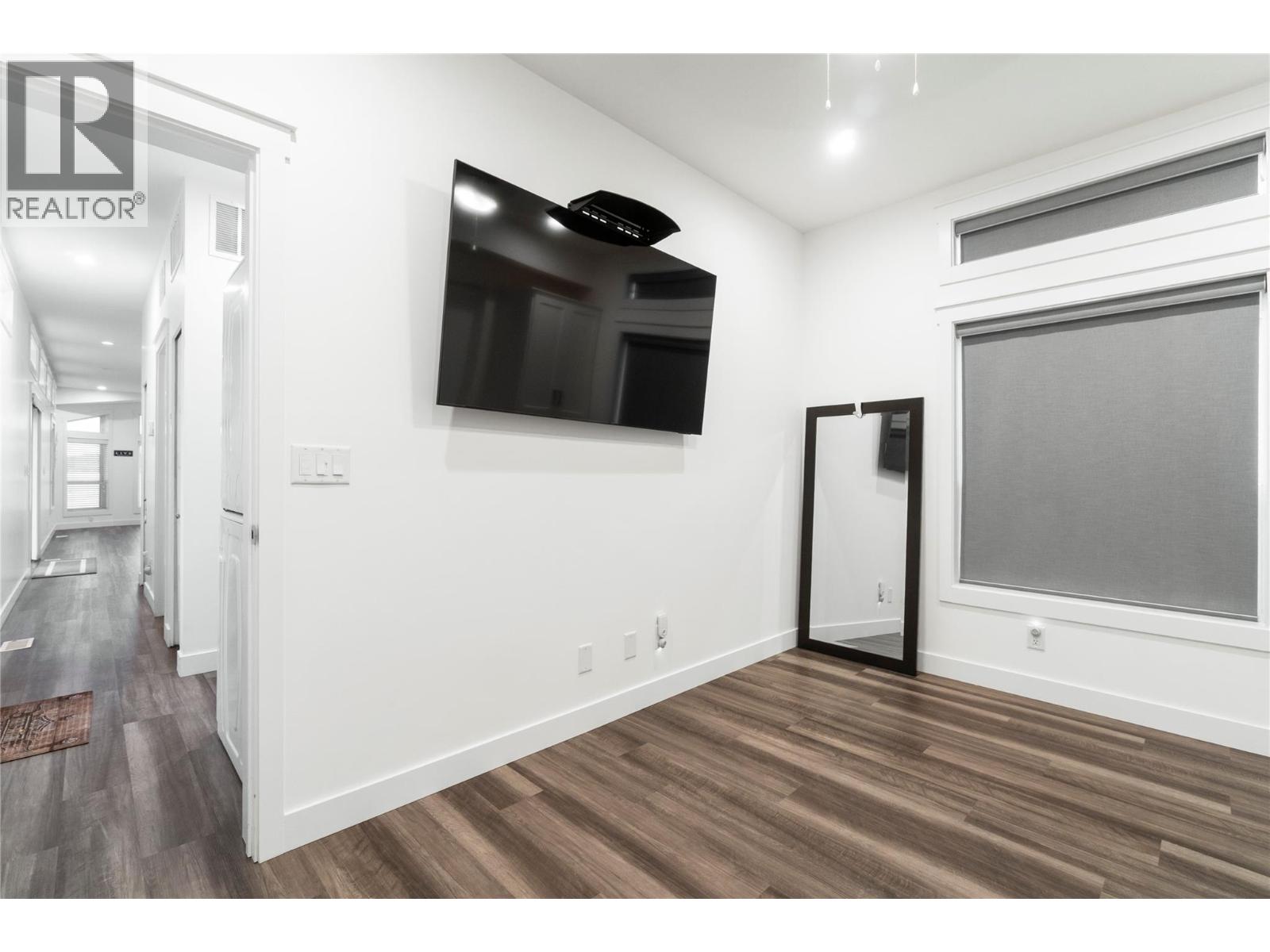 5368 Pierres Point Road Nw, Salmon Arm, British Columbia  V1E 4M2 - Photo 44 - 10367350