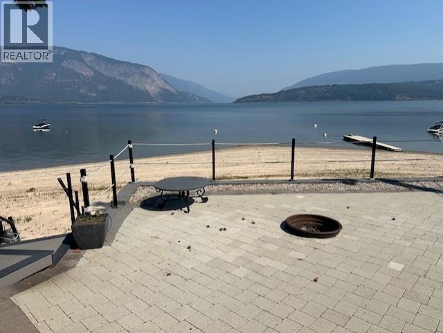 5368 Pierres Point Road Nw, Salmon Arm, British Columbia  V1E 4M2 - Photo 55 - 10367350