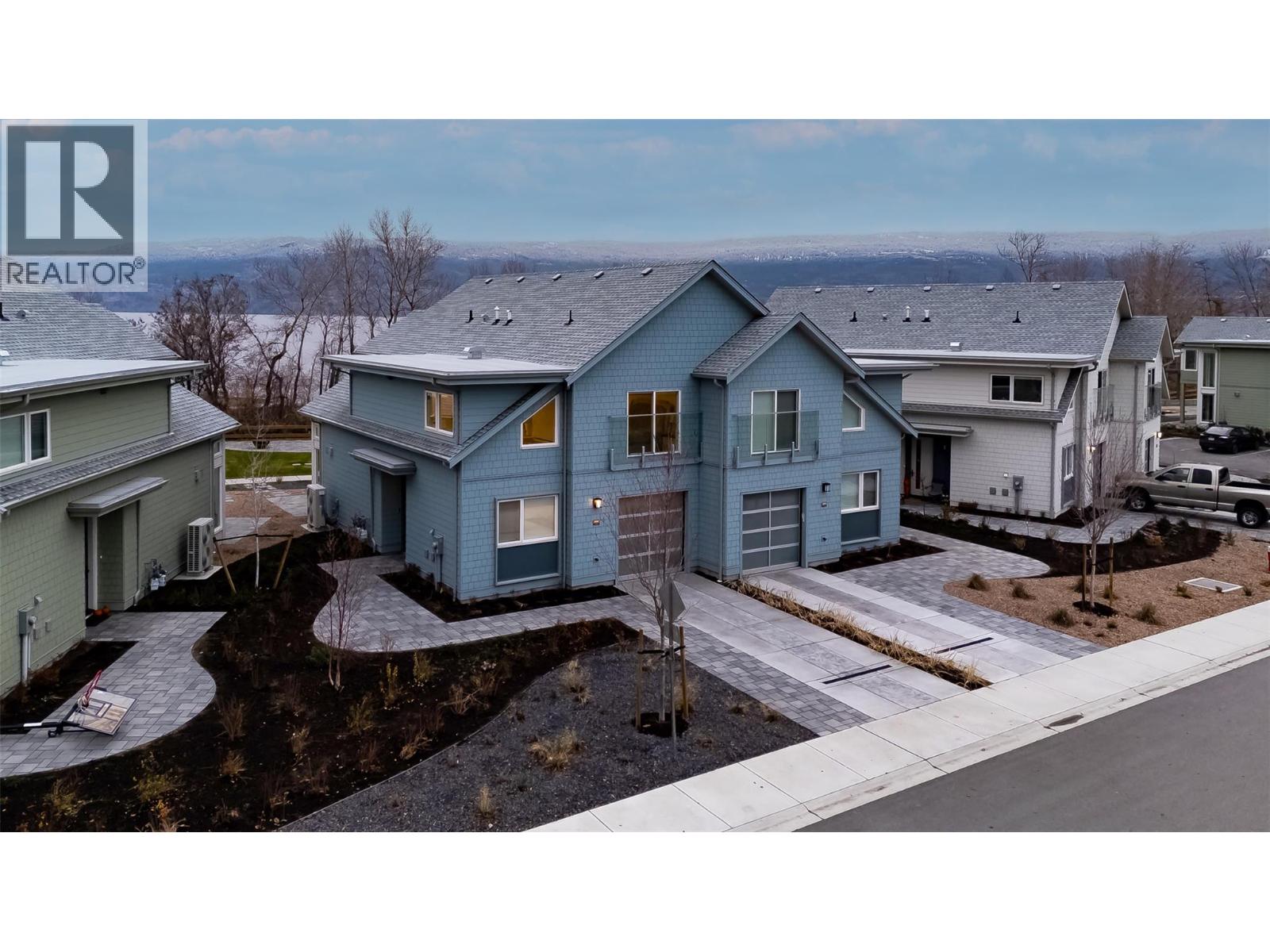 3040 Landry Crescent, Summerland, British Columbia  V0H 1Z9 - Photo 5 - 10367251