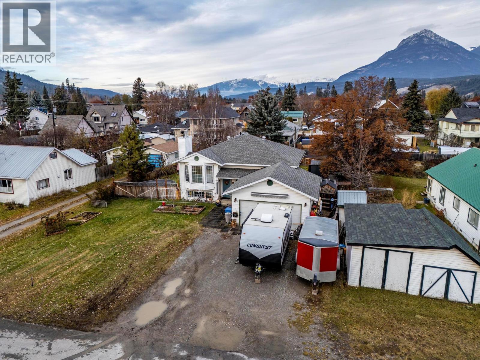 517 12th Street S, Golden, British Columbia  V0A 1H0 - Photo 46 - 10367357