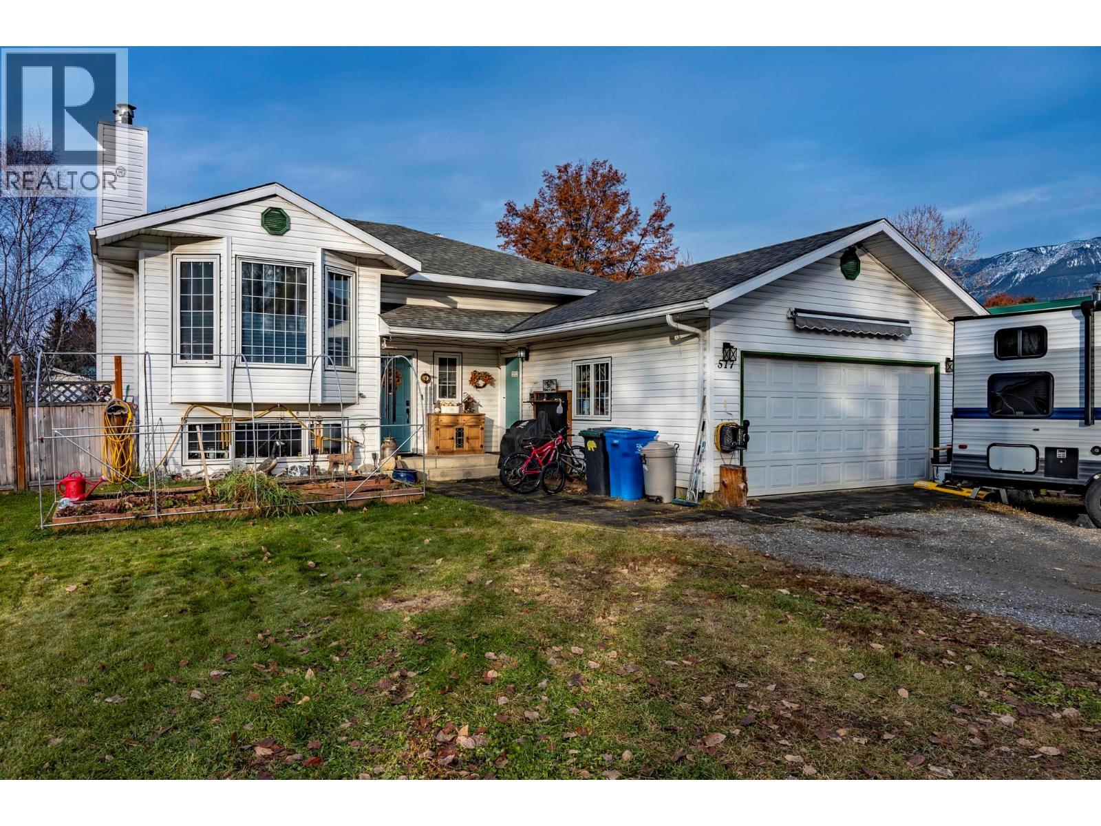 517 12th Street S, Golden, British Columbia  V0A 1H0 - Photo 59 - 10367357