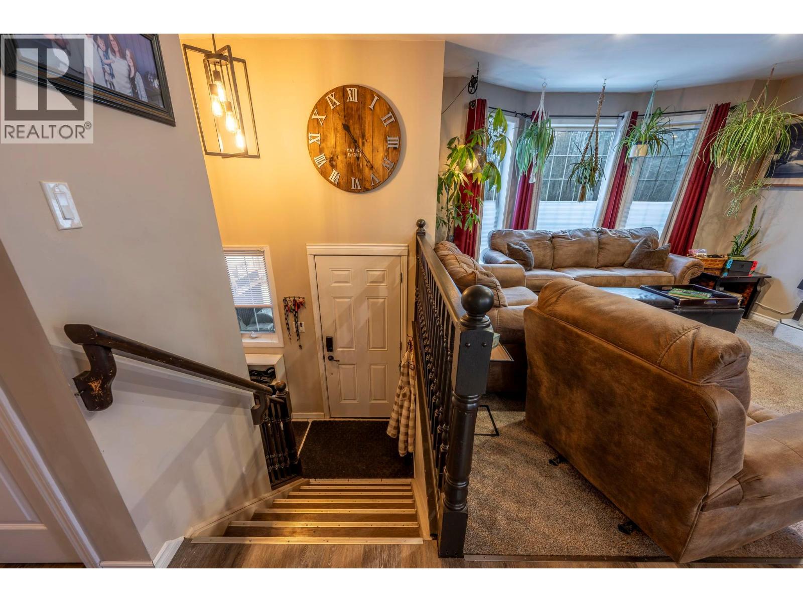 517 12th Street S, Golden, British Columbia  V0A 1H0 - Photo 6 - 10367357