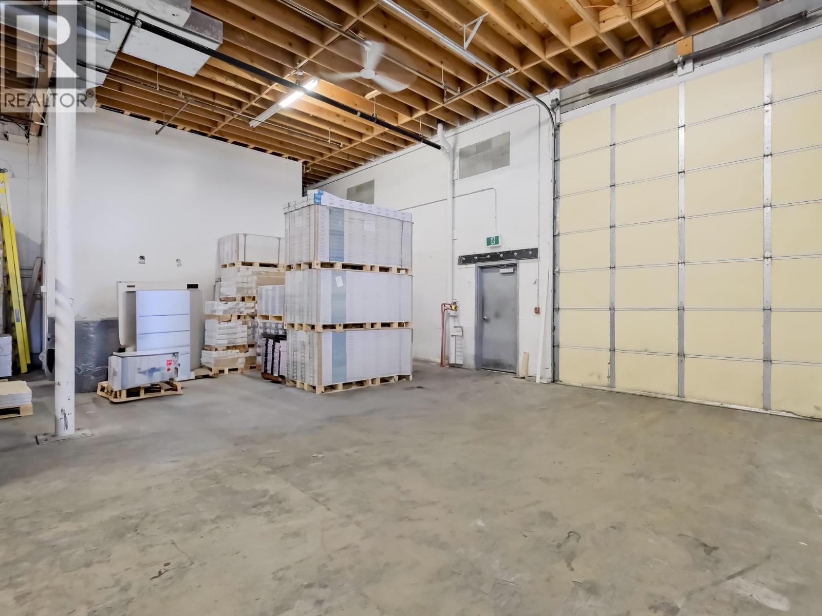 260 Okanagan Avenue E, Penticton, British Columbia  V2A 3J7 - Photo 18 - 10367383