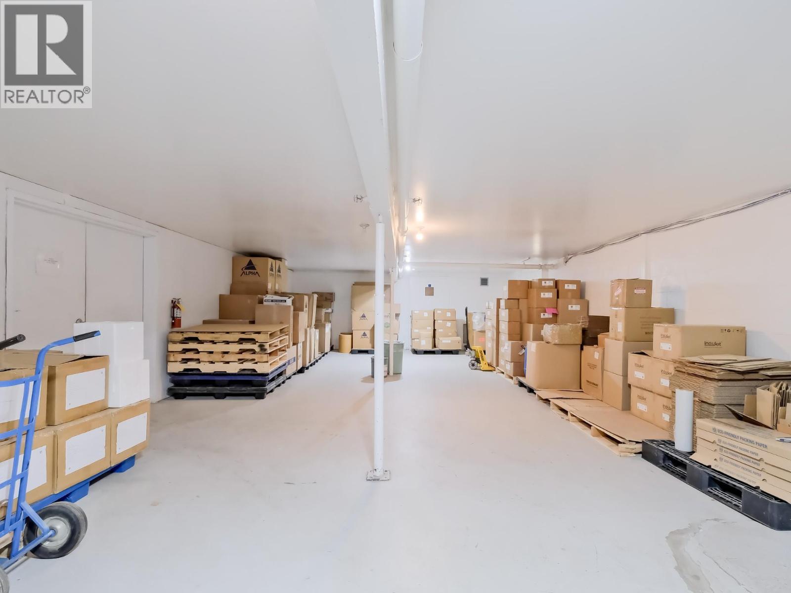 260 Okanagan Avenue E, Penticton, British Columbia  V2A 3J7 - Photo 6 - 10367383