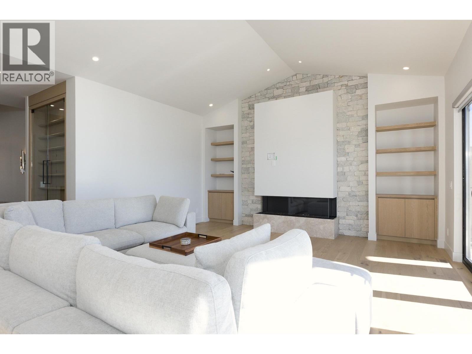 1403 Vineyard Drive, West Kelowna, British Columbia  V4T 3H9 - Photo 16 - 10366221