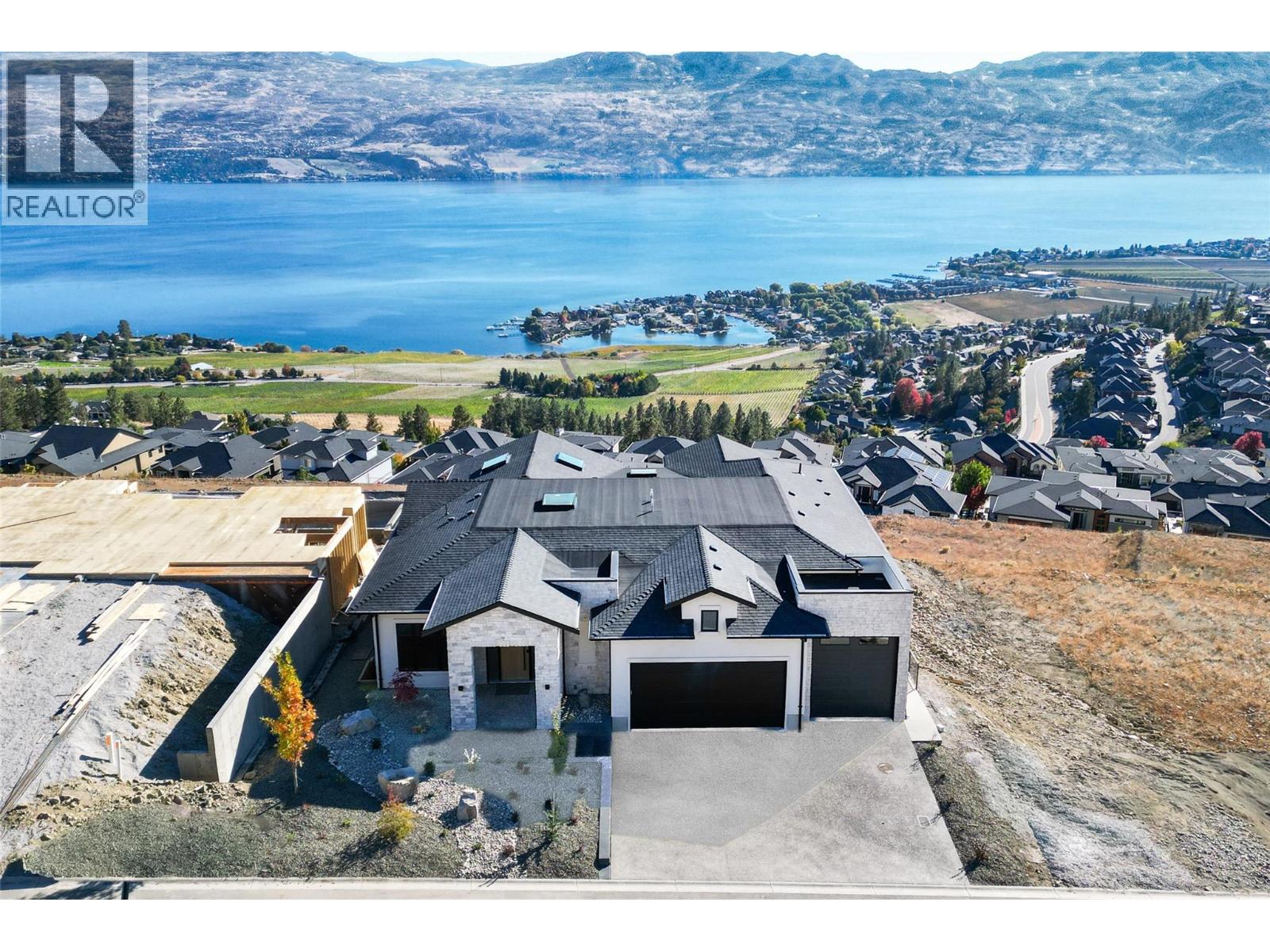 1403 Vineyard Drive, West Kelowna, British Columbia  V4T 3H9 - Photo 3 - 10366221