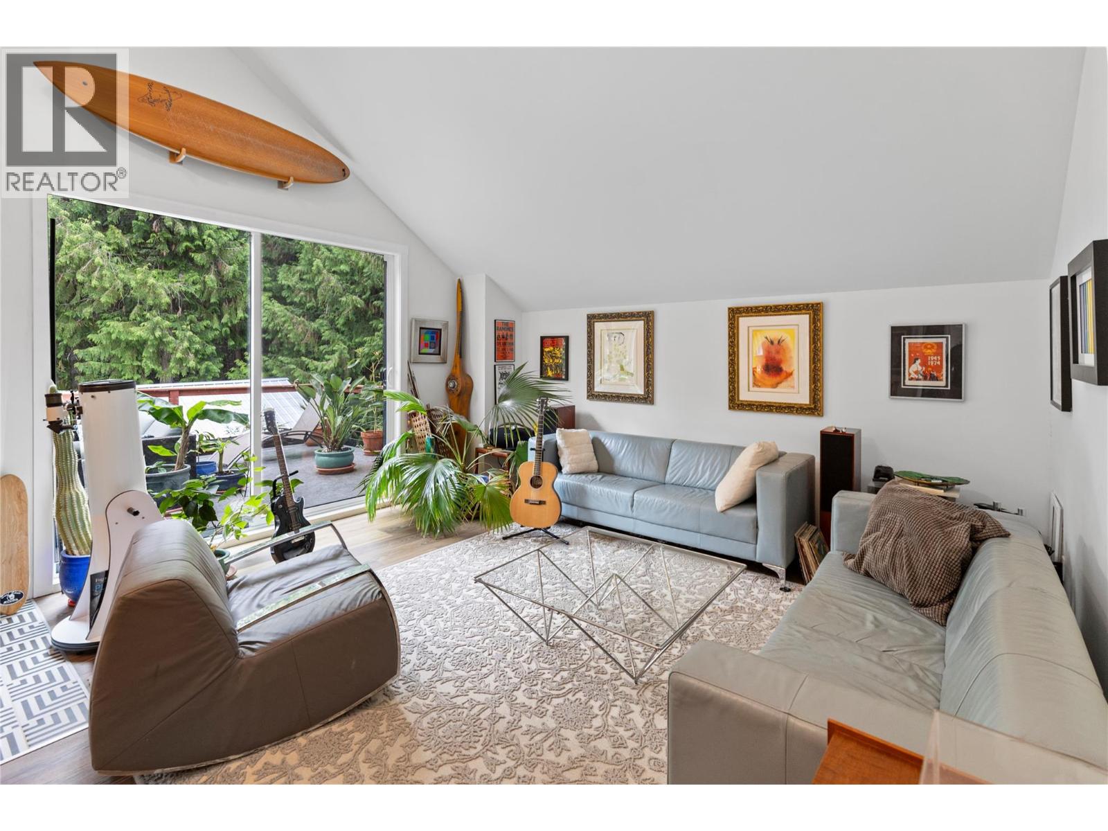 4037 Santa Road, Scotch Creek, British Columbia  V0E 1M5 - Photo 13 - 10367265