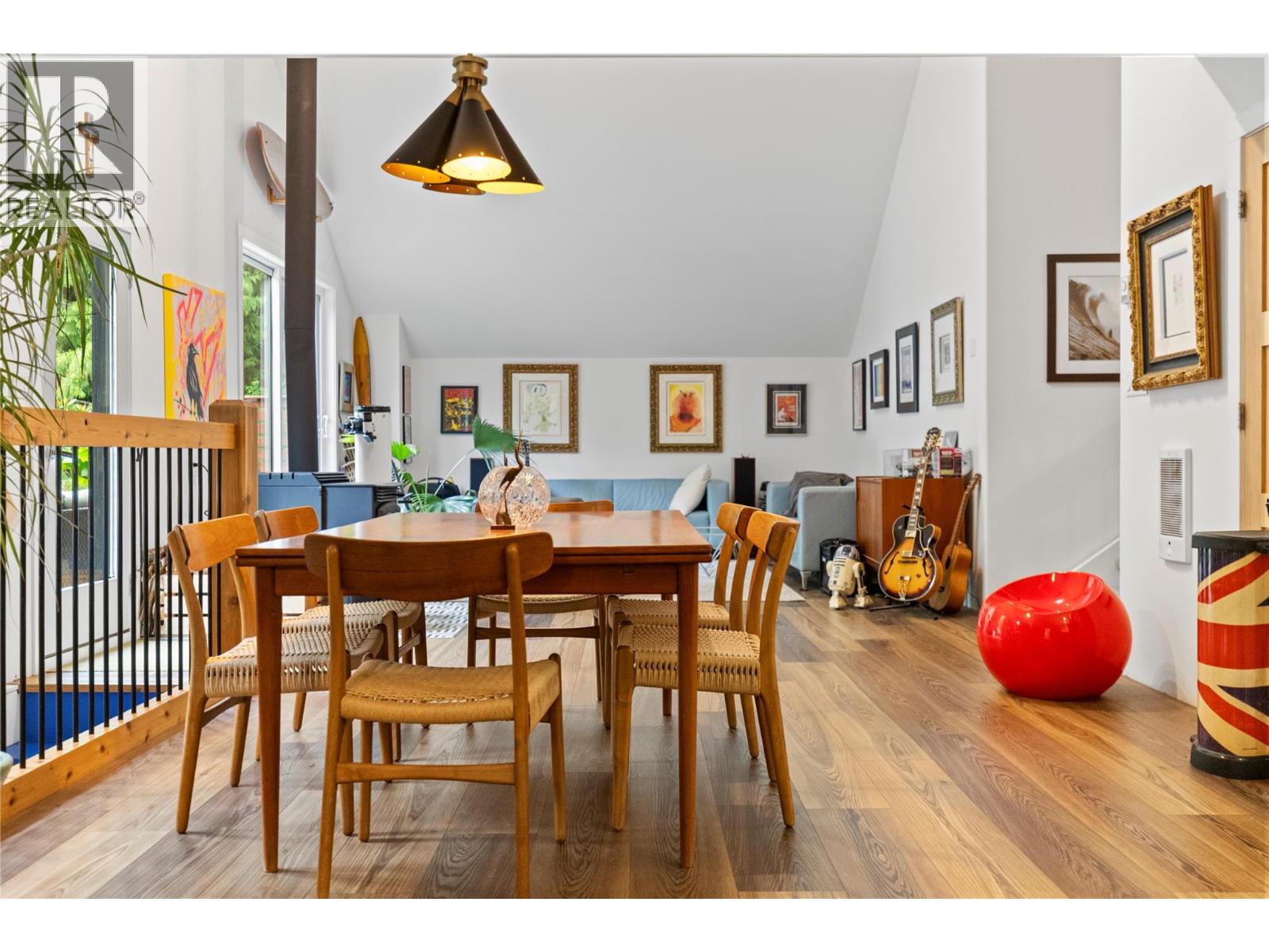 4037 Santa Road, Scotch Creek, British Columbia  V0E 1M5 - Photo 18 - 10367265