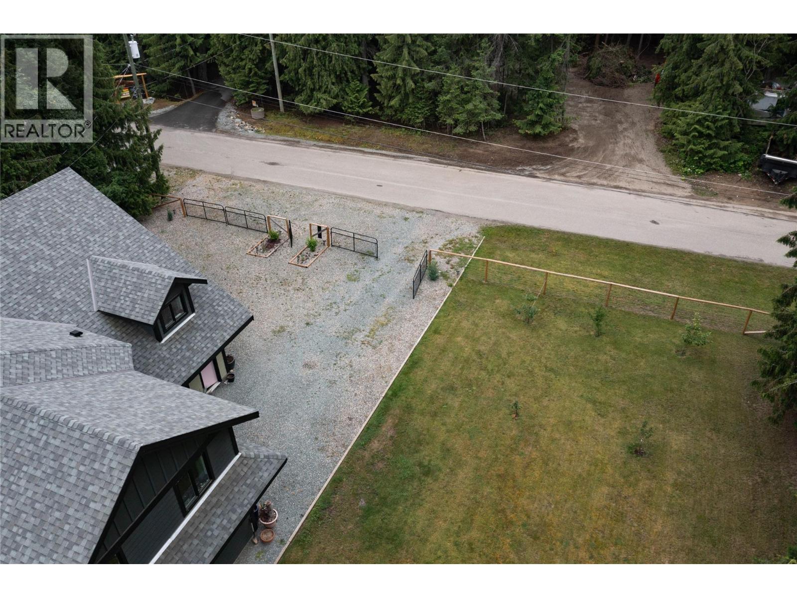 4037 Santa Road, Scotch Creek, British Columbia  V0E 1M5 - Photo 54 - 10367265
