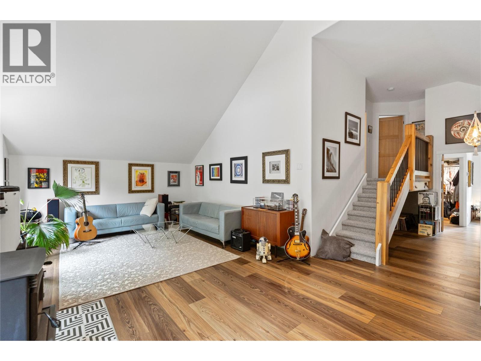 4037 Santa Road, Scotch Creek, British Columbia  V0E 1M5 - Photo 7 - 10367265