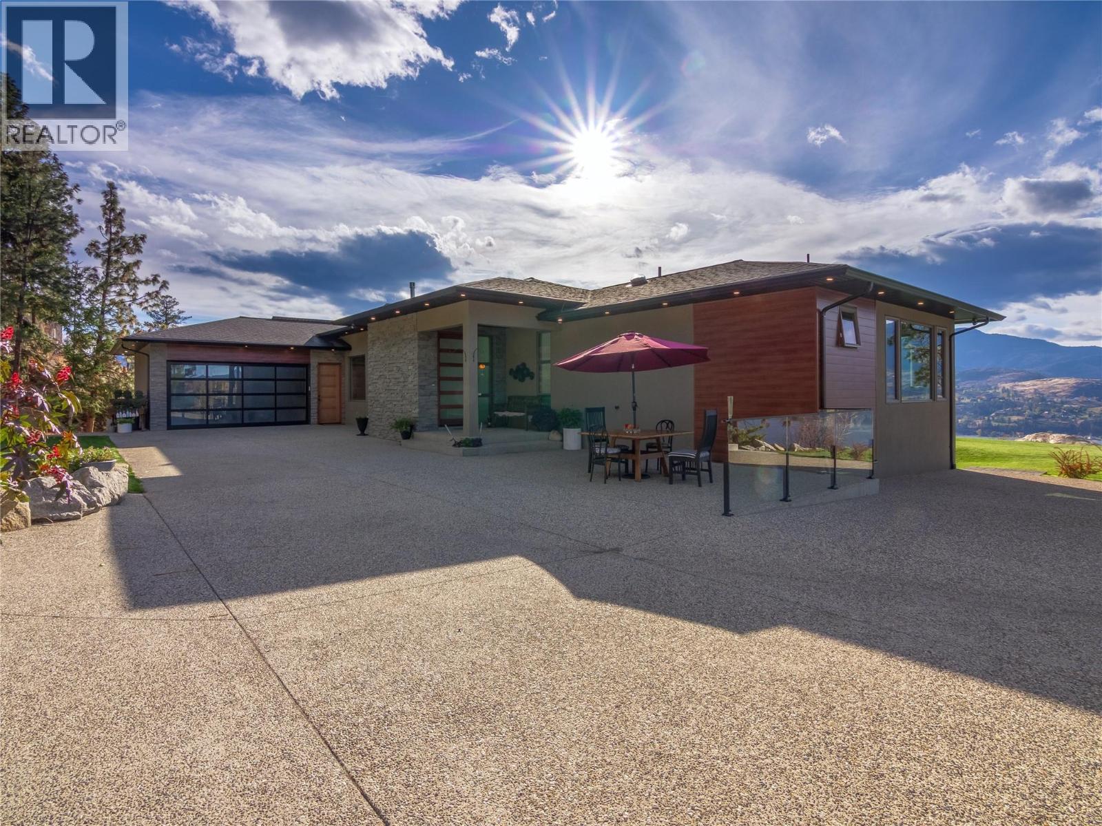 133 Christie Mtn Lane, Okanagan Falls, British Columbia  V0H 1R3 - Photo 13 - 10365489