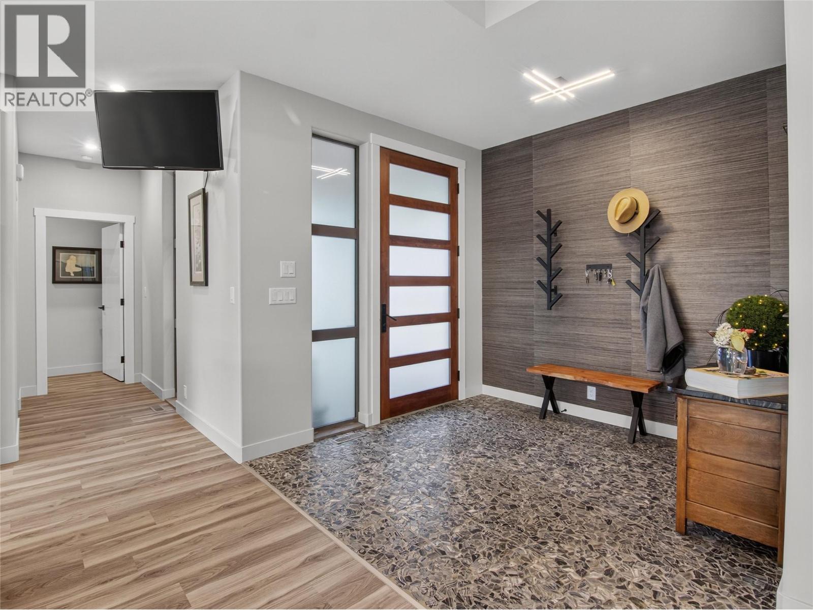 133 Christie Mtn Lane, Okanagan Falls, British Columbia  V0H 1R3 - Photo 14 - 10365489