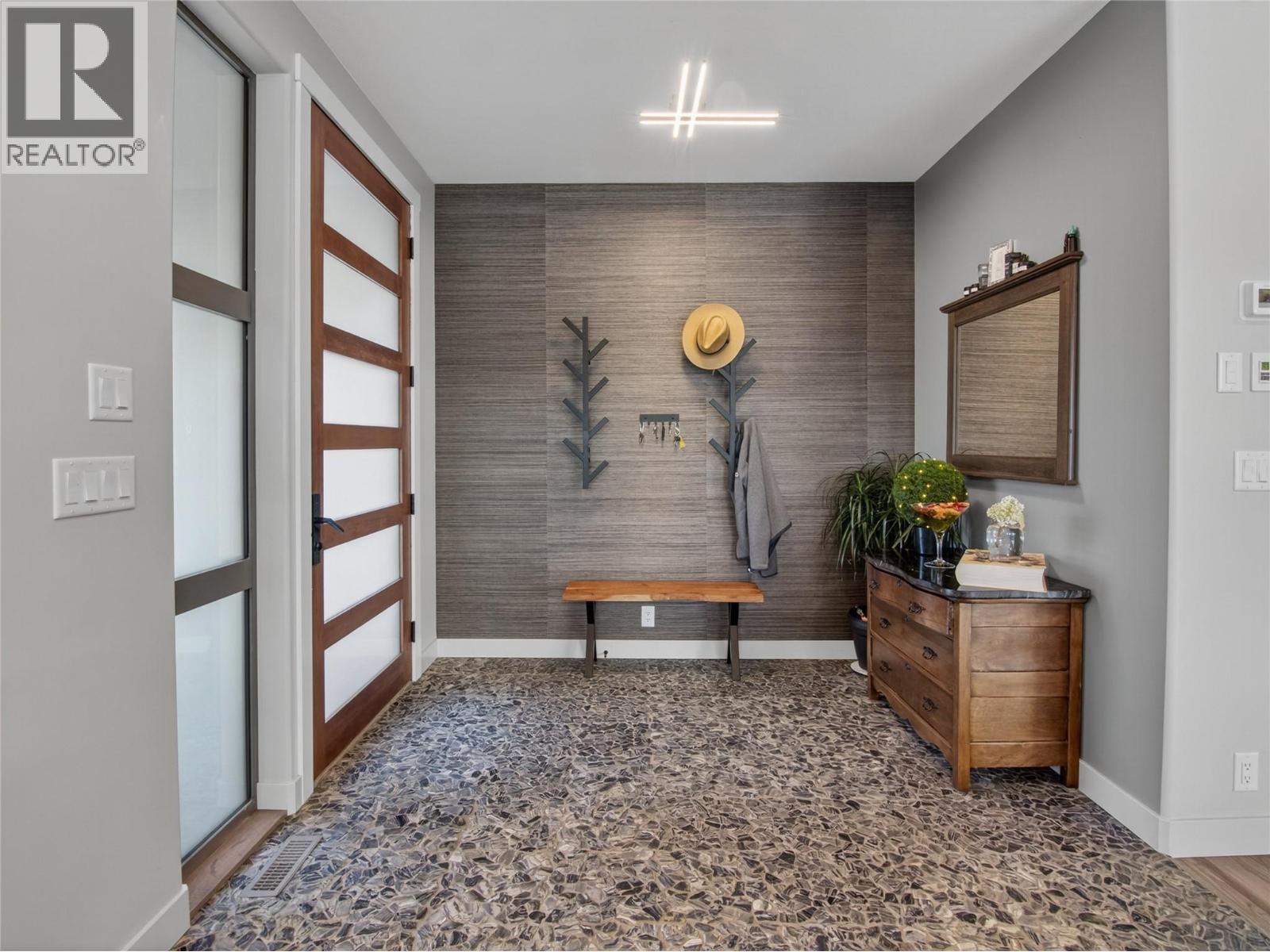 133 Christie Mtn Lane, Okanagan Falls, British Columbia  V0H 1R3 - Photo 15 - 10365489