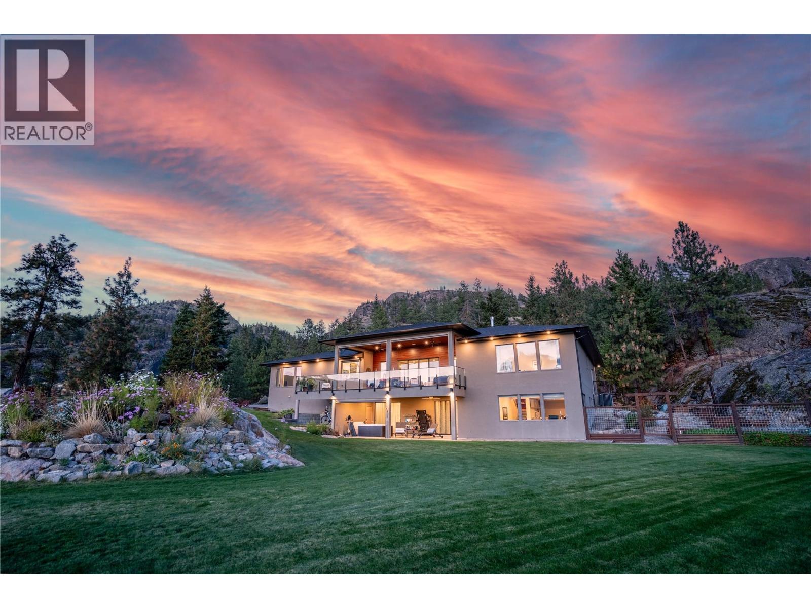 133 Christie Mtn Lane, Okanagan Falls, British Columbia  V0H 1R3 - Photo 7 - 10365489