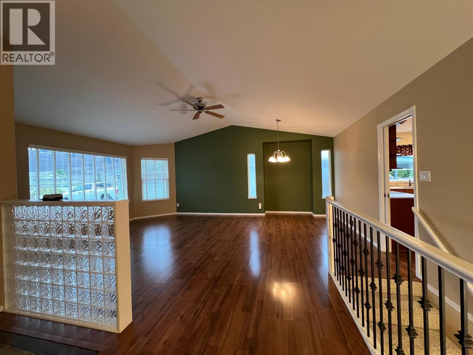 430 4 Street, Vernon, British Columbia  V1H 1Z1 - Photo 6 - 10366787