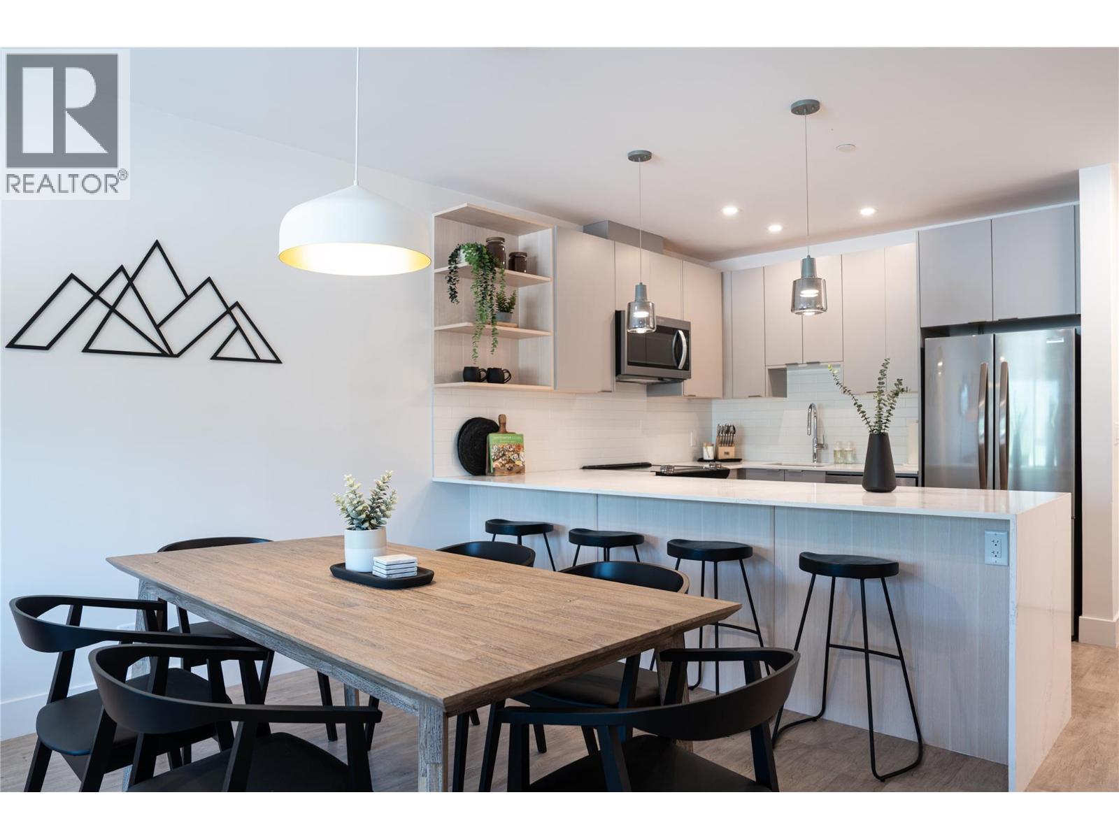 1701 Coursier Avenue Unit# 2206, Revelstoke, British Columbia  V0E 2S3 - Photo 4 - 10367275