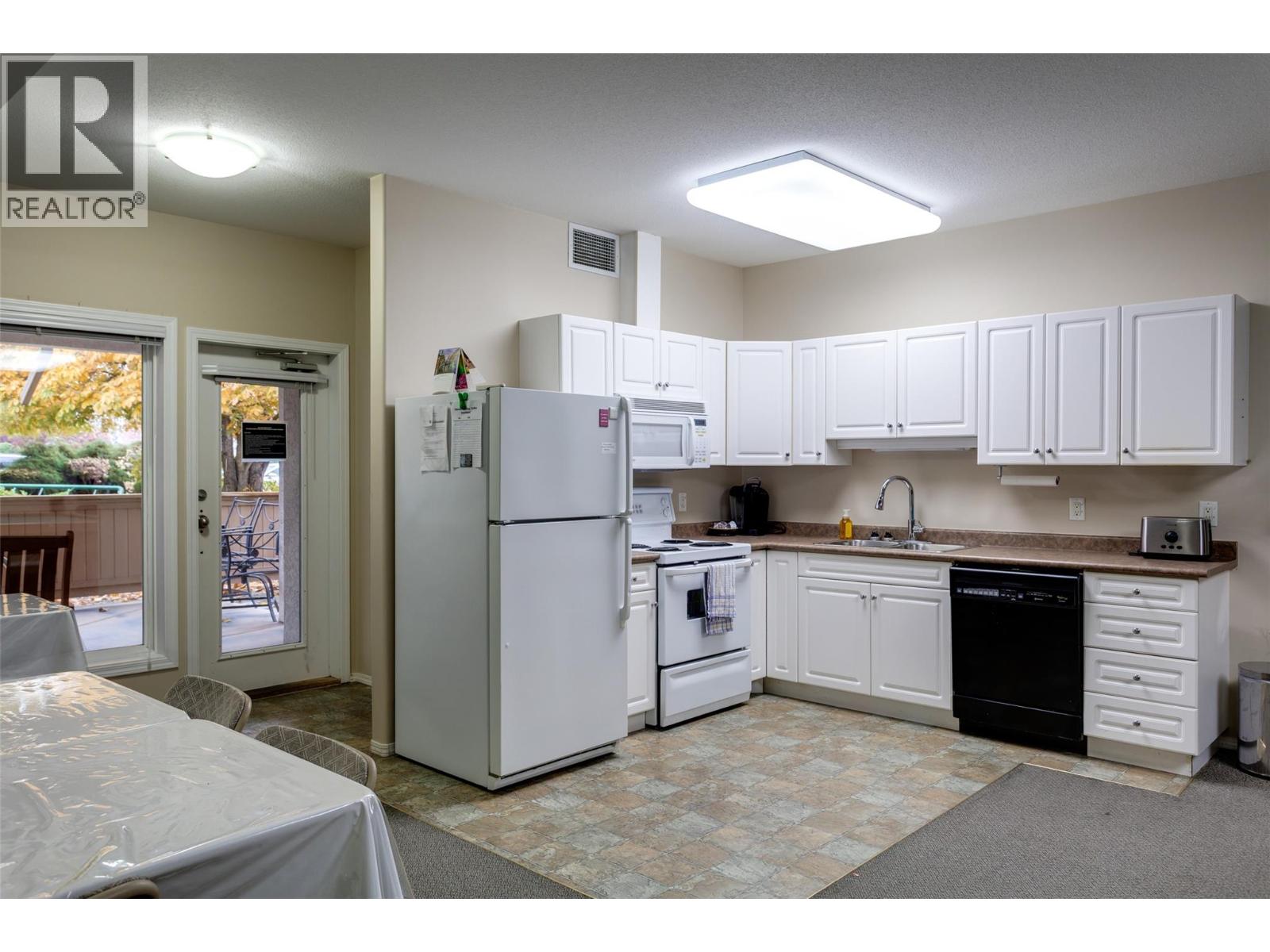 2300 Benvoulin Road Unit# 103, Kelowna, British Columbia  V1W 2C6 - Photo 44 - 10366452