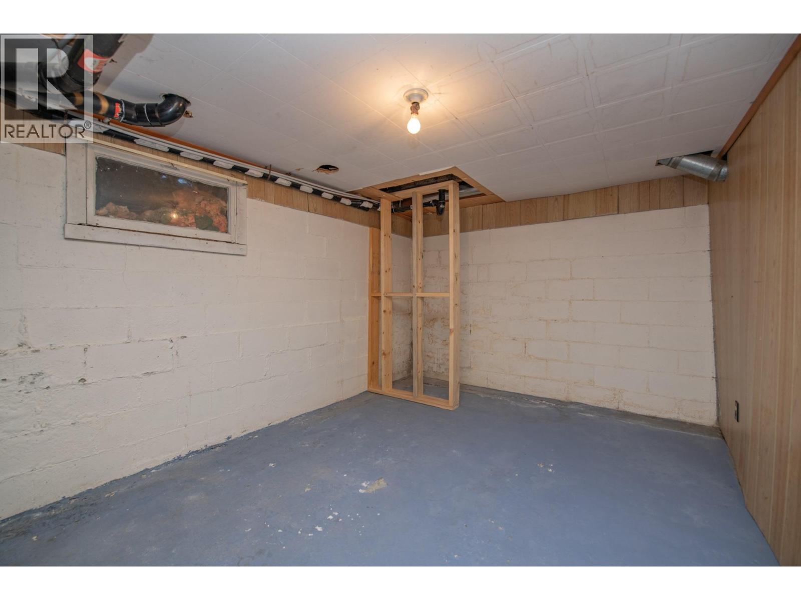 2471 6 Highway, Lumby, British Columbia  V0E 2G1 - Photo 46 - 10367352