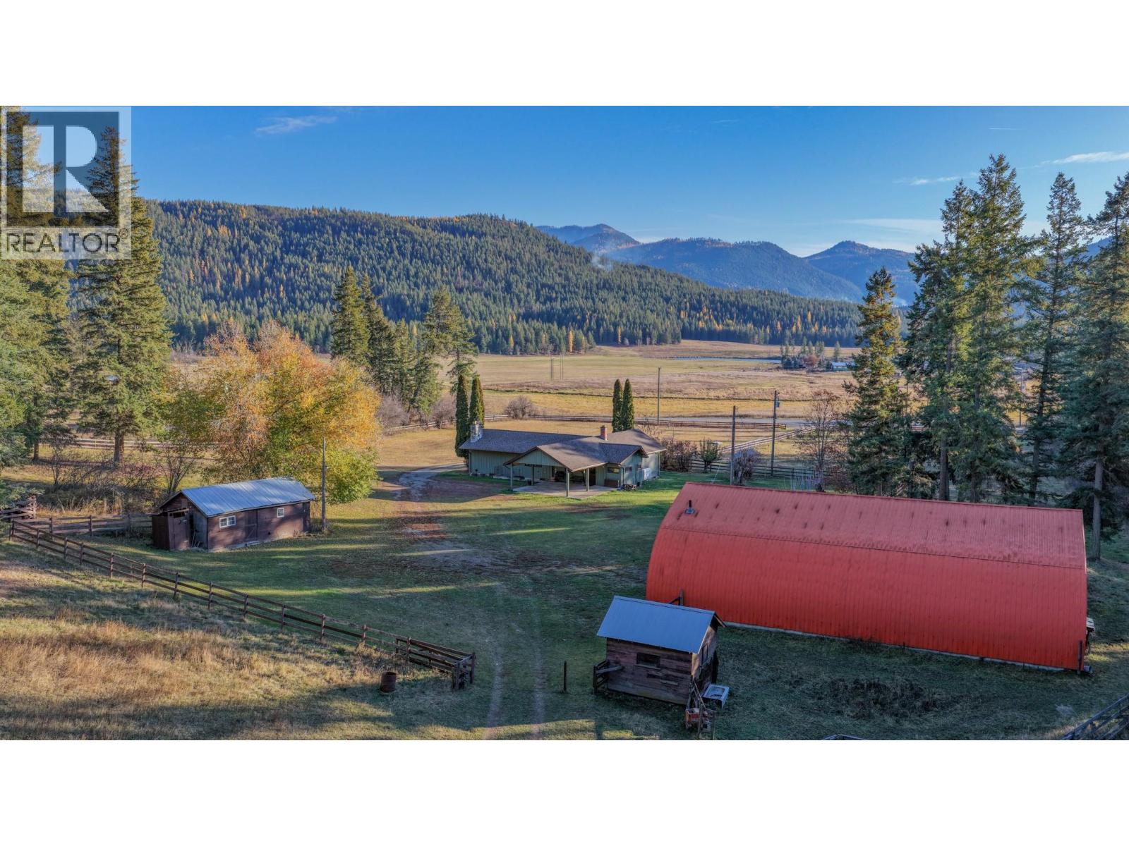 2471 6 Highway, Lumby, British Columbia  V0E 2G1 - Photo 6 - 10367352